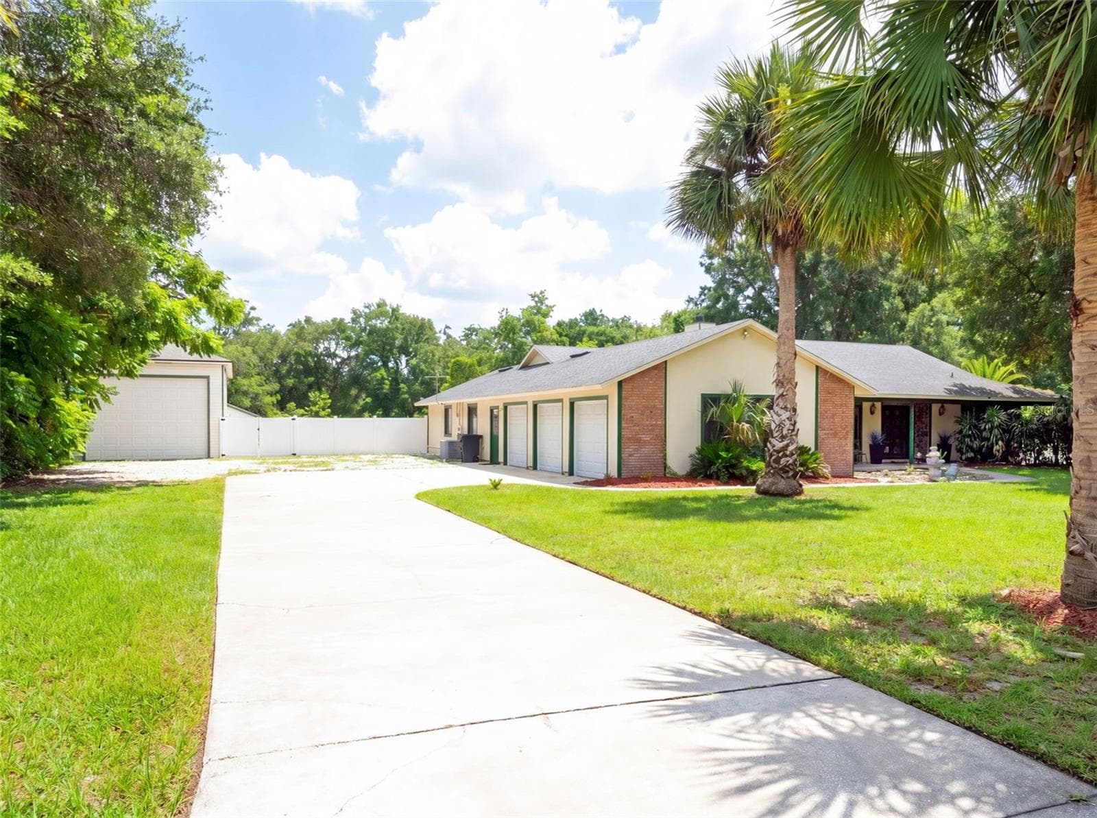 Extended Driveway Entrance - 3501 HILL STREAM AVE, APOPKA