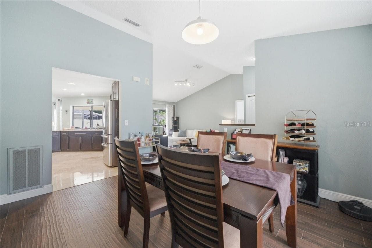 Single Family Residence at 11803 SWEETPEA CT, TAMPA, photo 15 of 39
