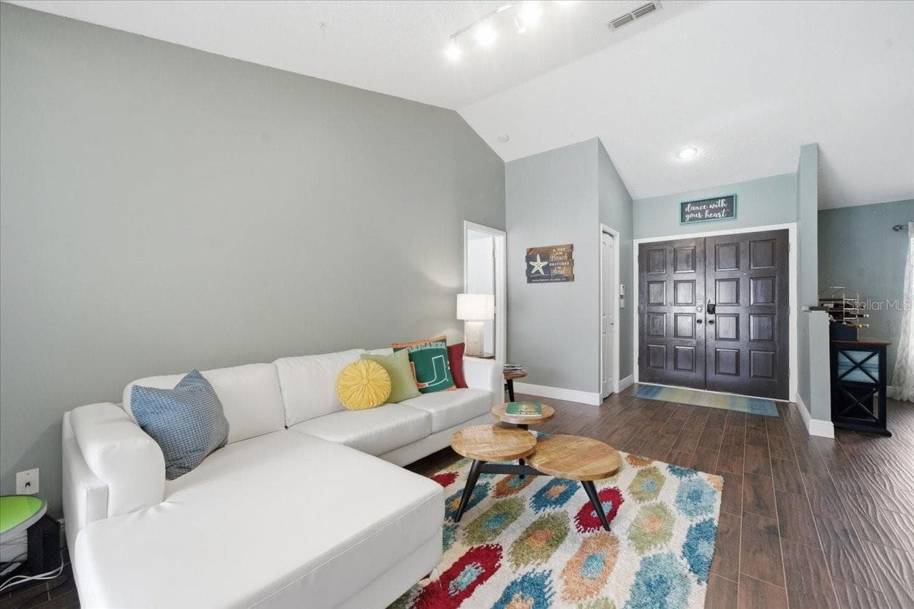 Single Family Residence at 11803 SWEETPEA CT, TAMPA, photo 18 of 39