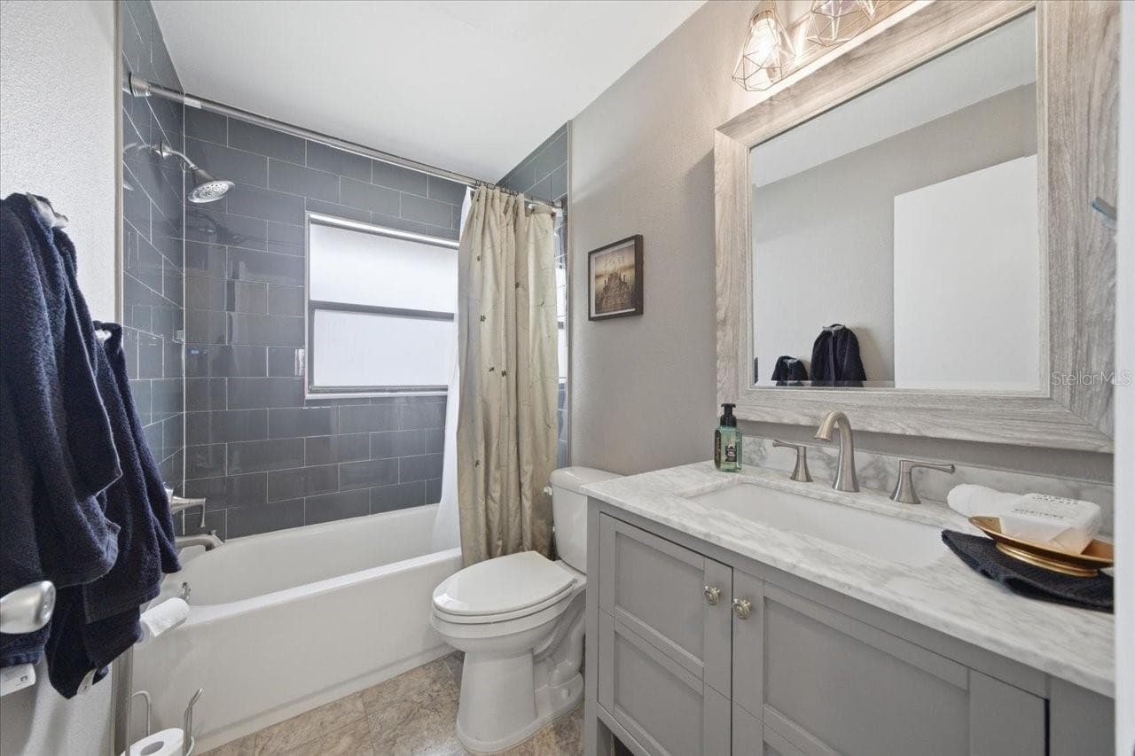 Single Family Residence at 11803 SWEETPEA CT, TAMPA, photo 28 of 39