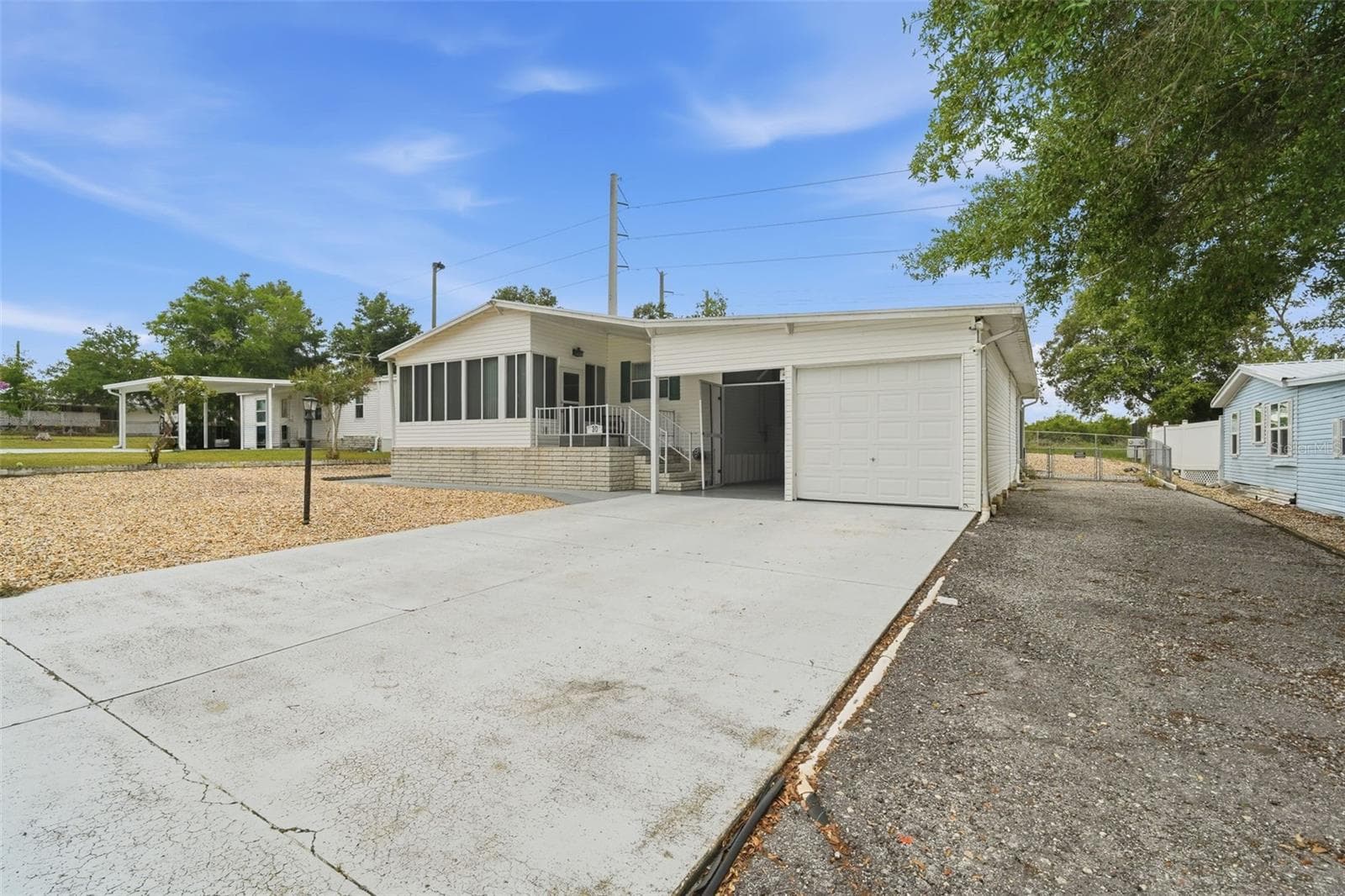 Manufactured Home at 30 FLORENCE BLVD, DEBARY, photo 4 of 48