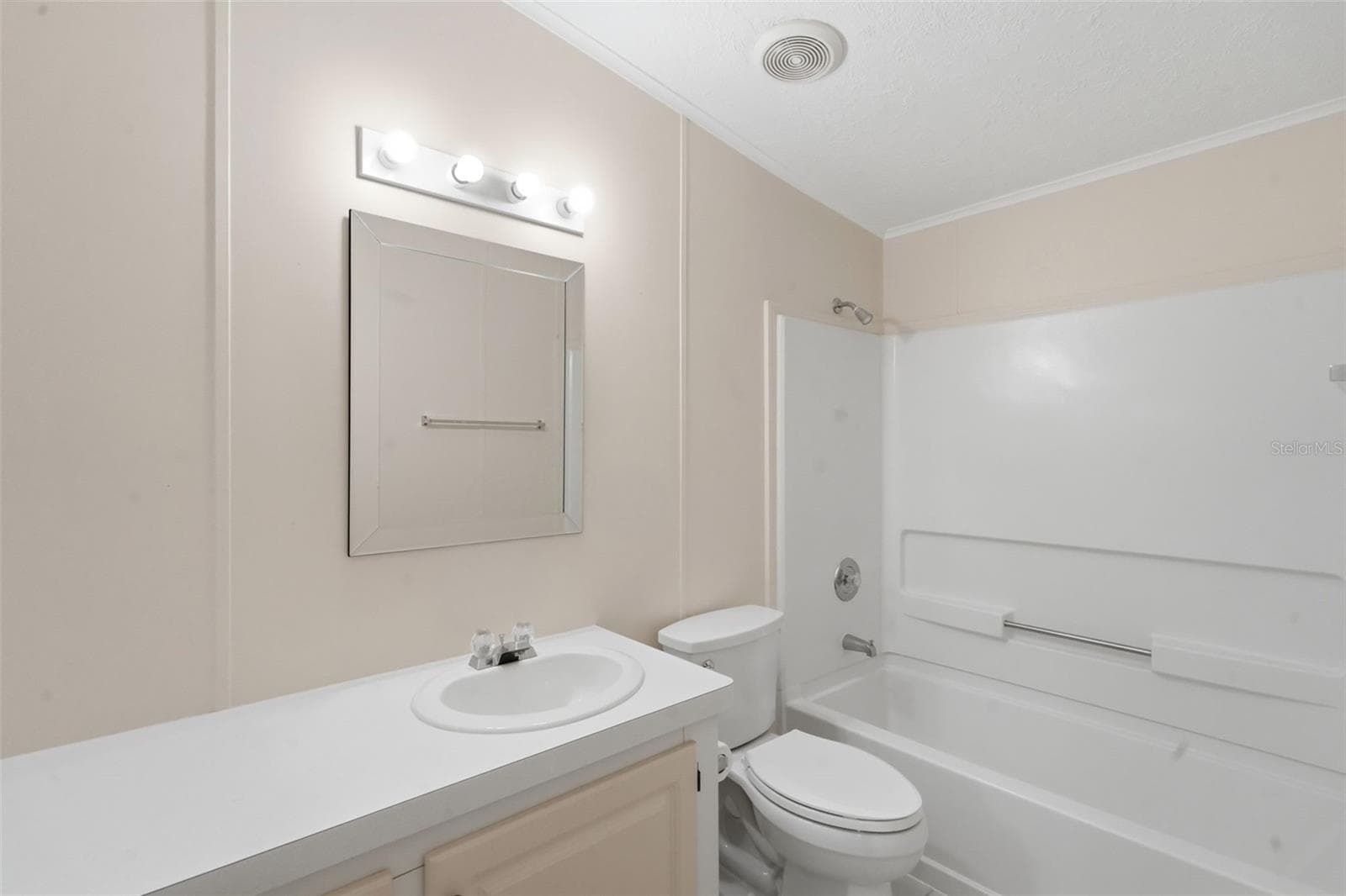 Manufactured Home at 30 FLORENCE BLVD, DEBARY, photo 28 of 48