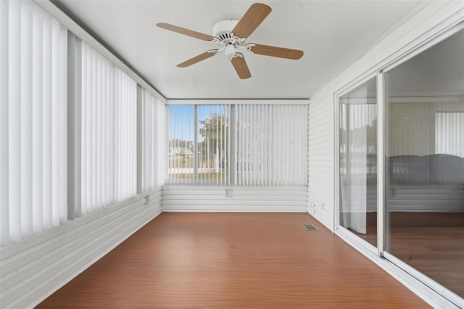 Manufactured Home at 30 FLORENCE BLVD, DEBARY, photo 36 of 48