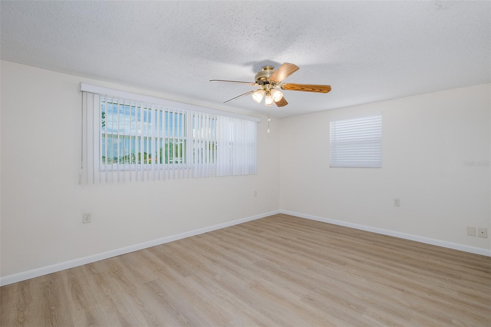 Primary Bedroom - 1148 FERNWOOD DR, HOLIDAY