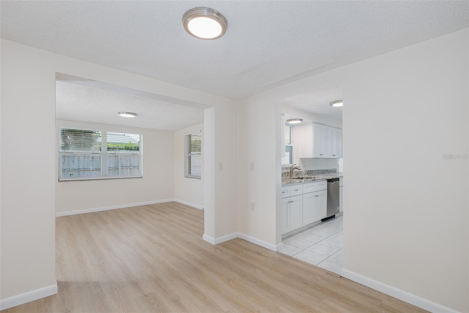 Living Room - 1148 FERNWOOD DR, HOLIDAY