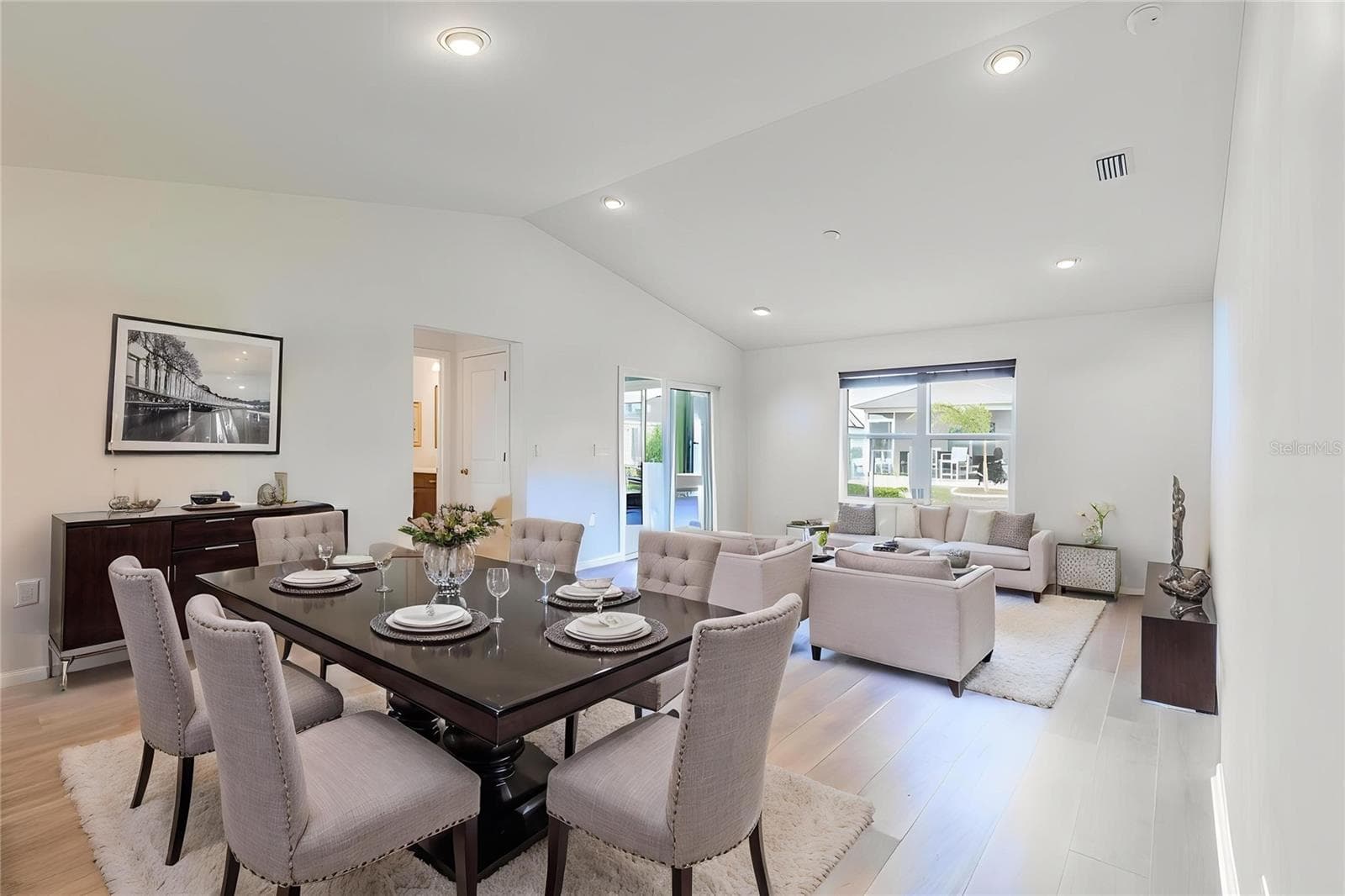 Single Family Residence at 7462 SAVANNA DR, THE VILLAGES, photo 6 of 29