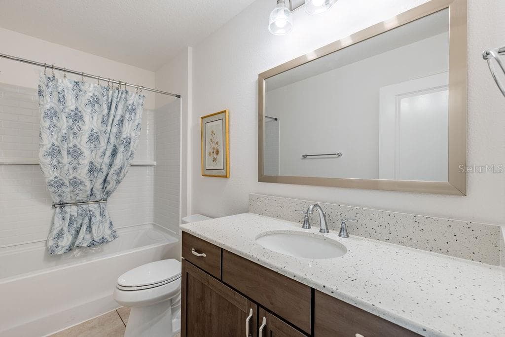 Single Family Residence at 7462 SAVANNA DR, THE VILLAGES, photo 18 of 29