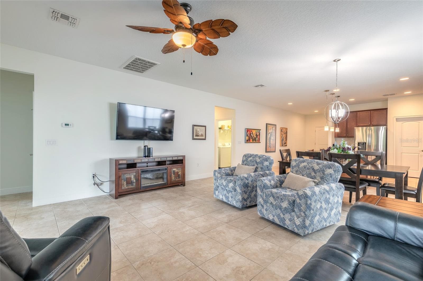 Single Family Residence at 5428 HUTCHINSON ST, PORT ORANGE, photo 13 of 37