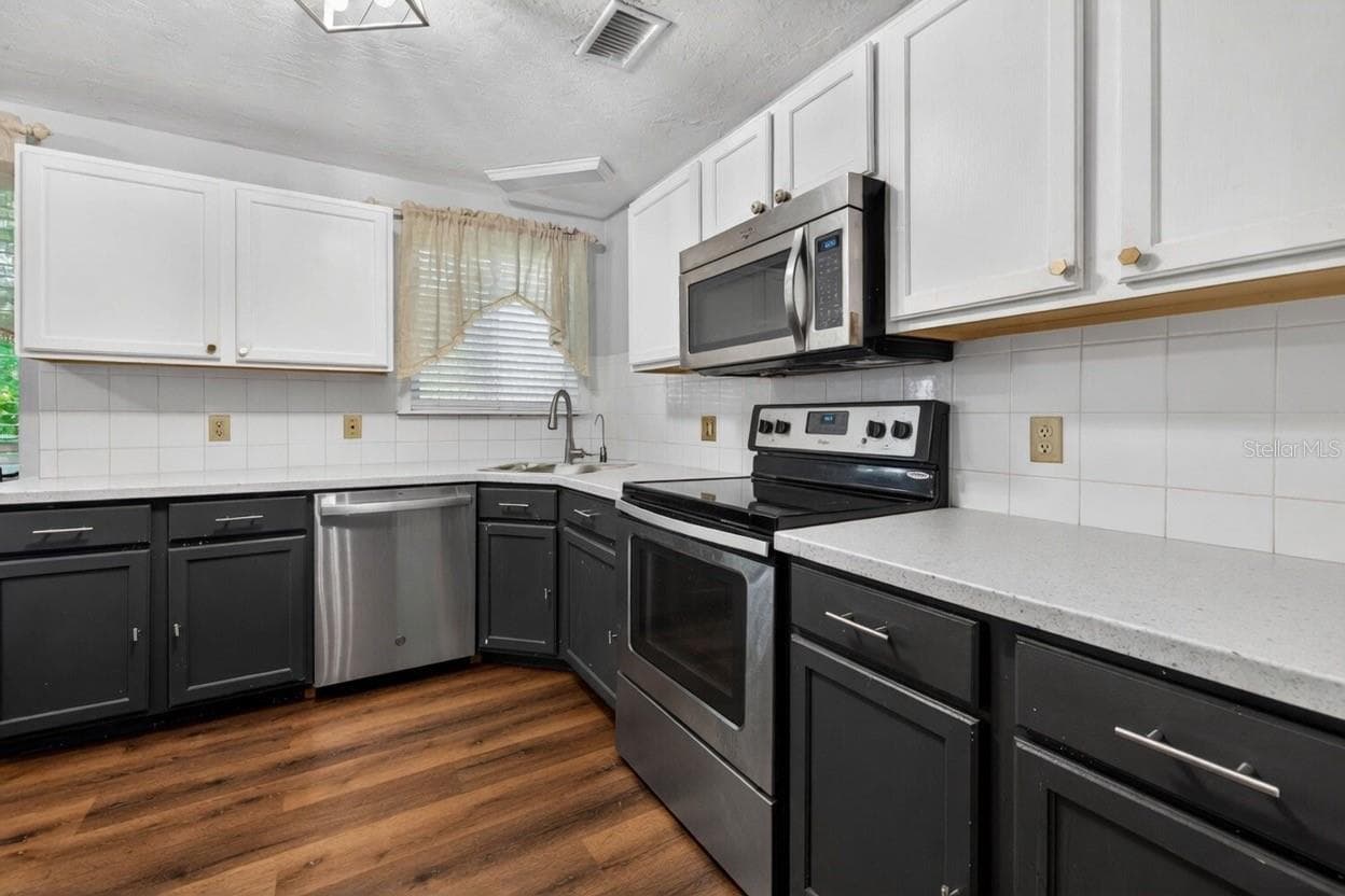 Kitchen - 1213 55TH ST S, GULFPORT