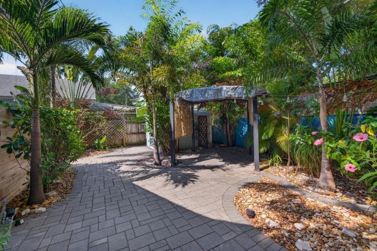 Backyard - 1213 55TH ST S, GULFPORT
