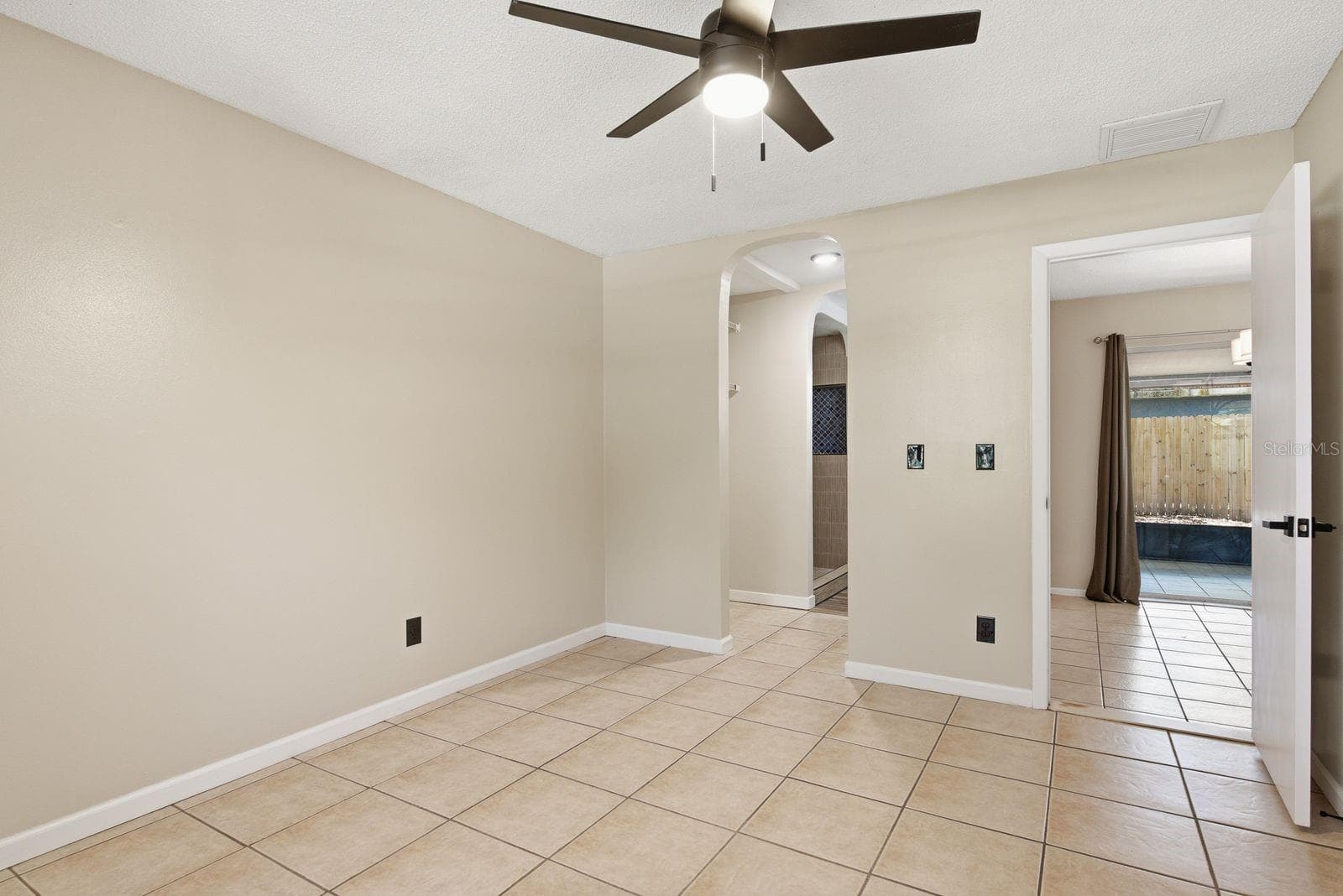Primary Bedroom - 442 EVERGREEN DR, OLDSMAR