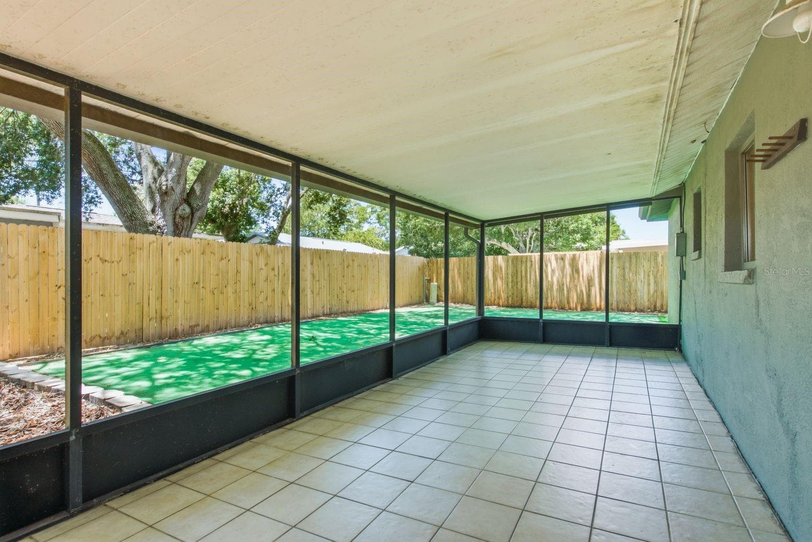 Outdoor Patio - 442 EVERGREEN DR, OLDSMAR