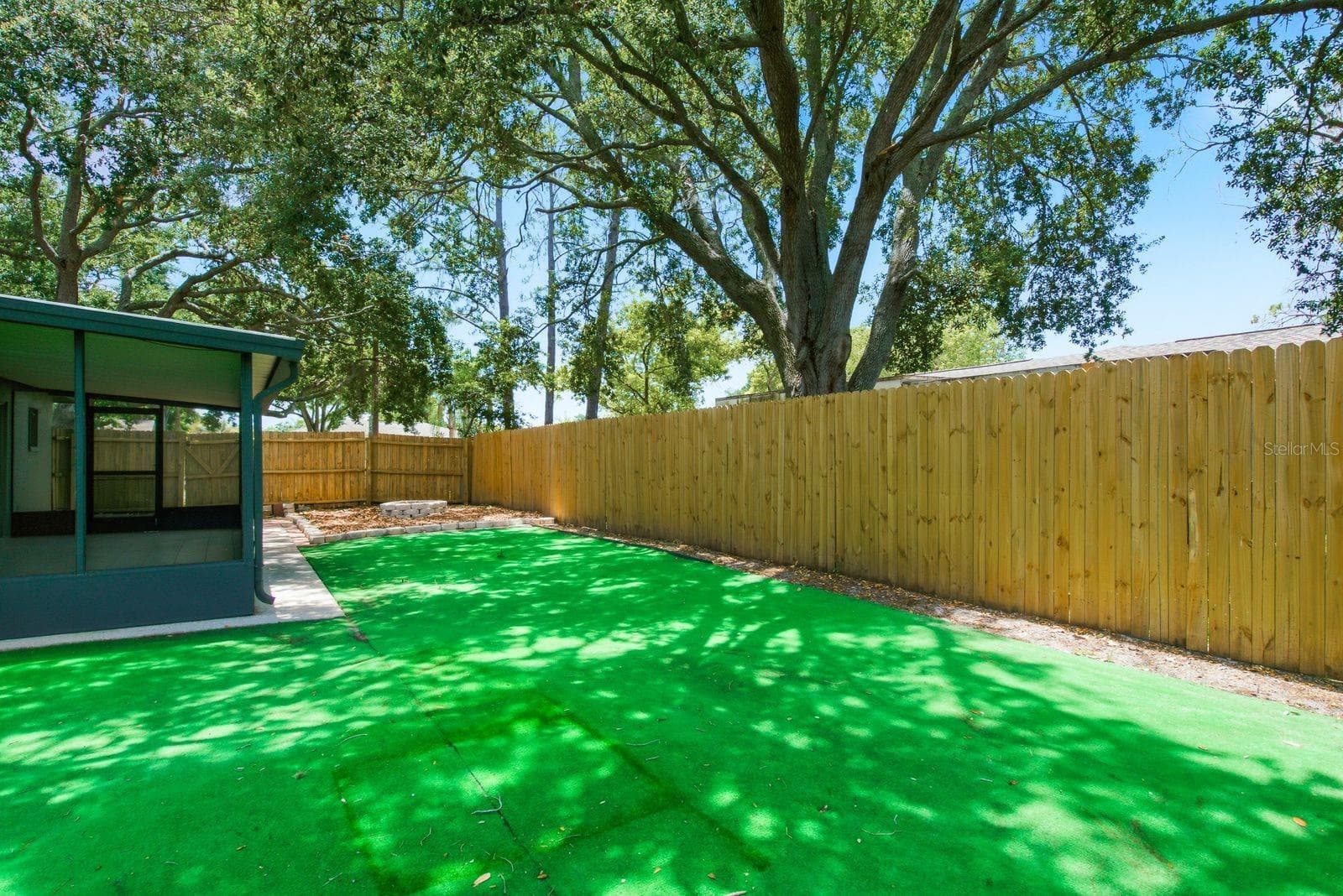 Backyard - 442 EVERGREEN DR, OLDSMAR