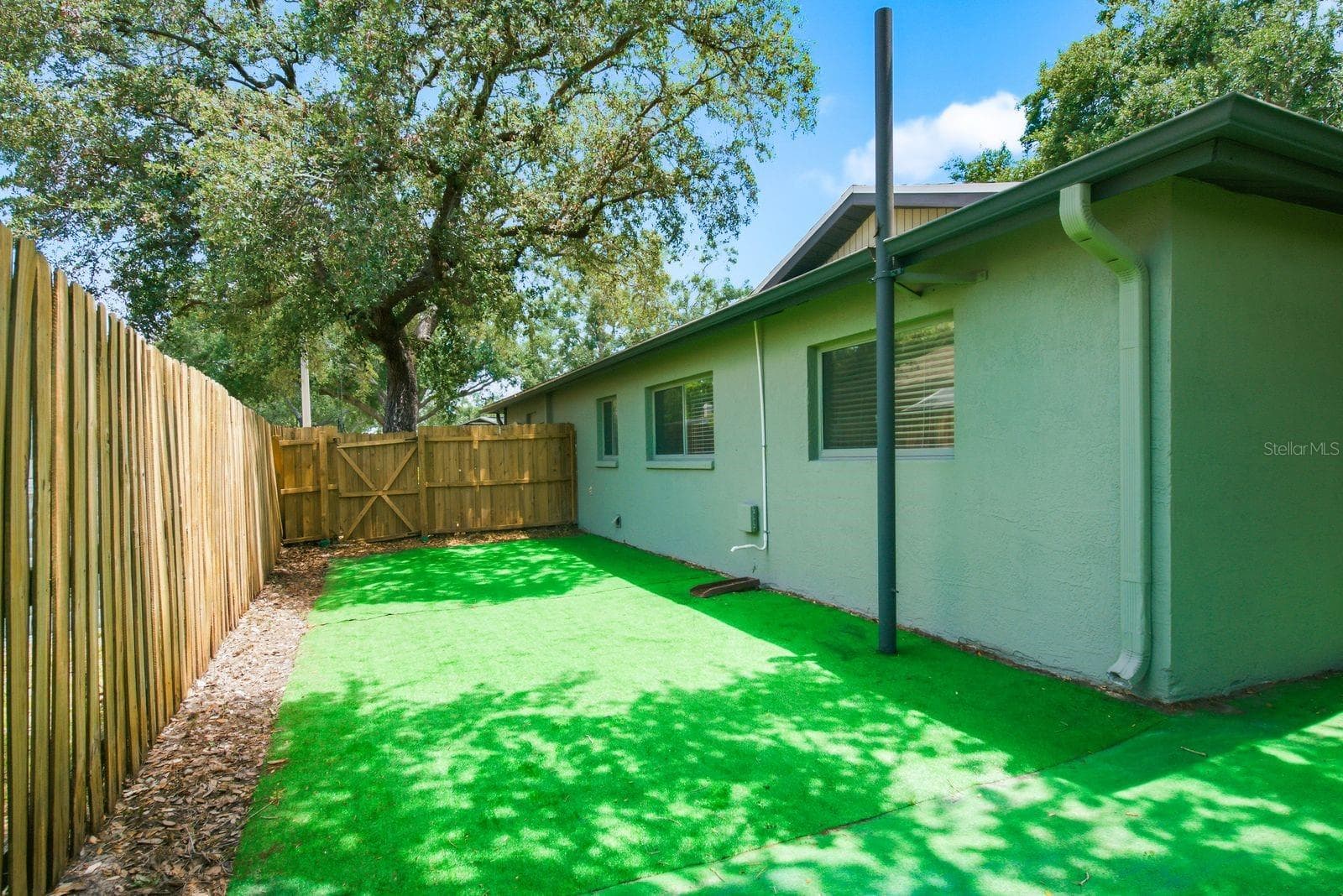 Backyard - 442 EVERGREEN DR, OLDSMAR