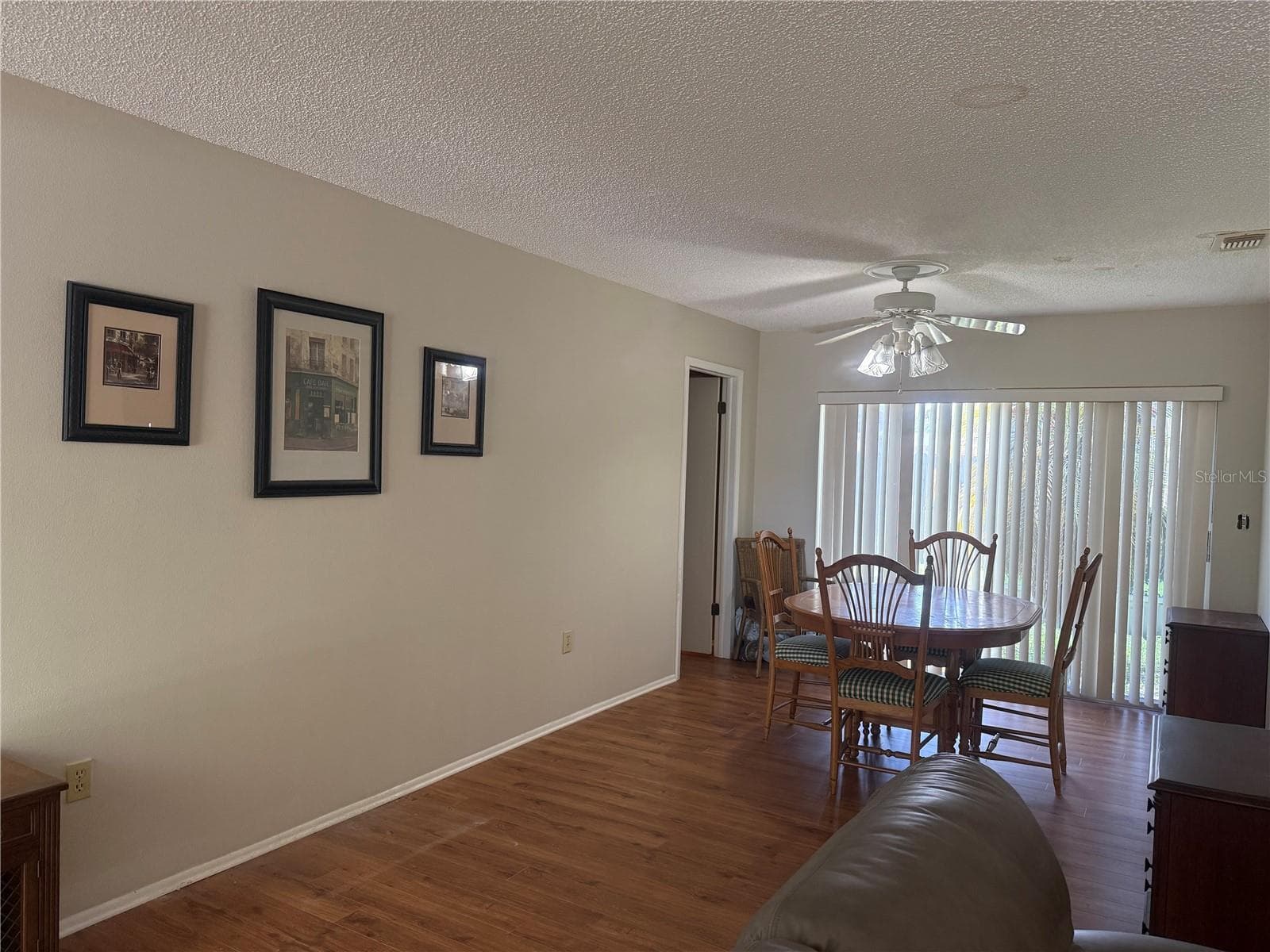 Single Family Residence at 4238 PINEFIELD AVE, HOLIDAY, photo 6 of 64