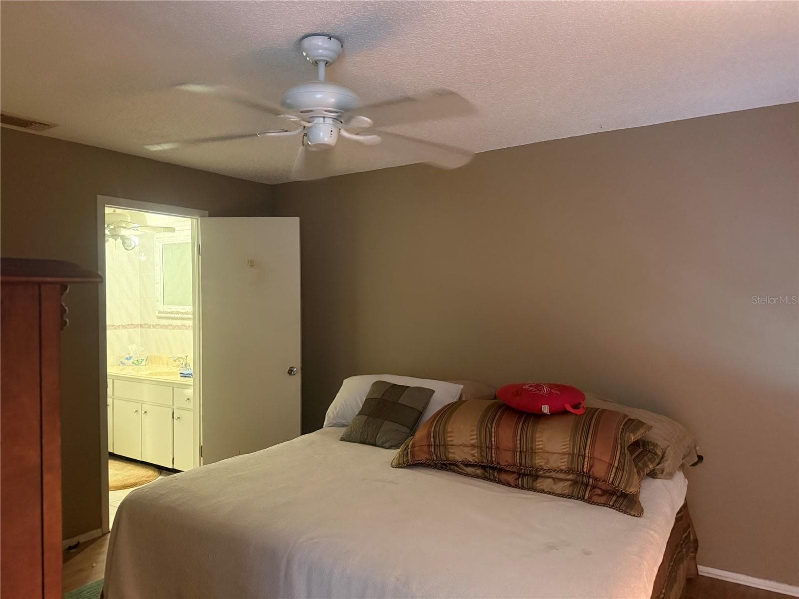 Single Family Residence at 4238 PINEFIELD AVE, HOLIDAY, photo 23 of 64