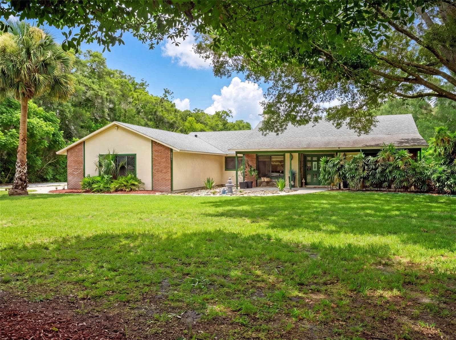 Front Yard with Fresh Landscaping - 3501 HILL STREAM AVE, APOPKA