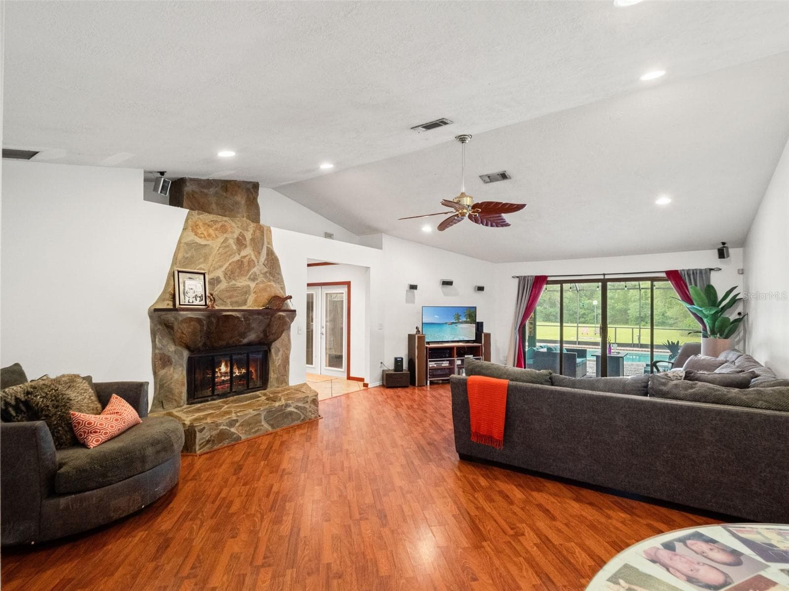 Expansive Family Room with Stone Fireplace - 3501 HILL STREAM AVE, APOPKA