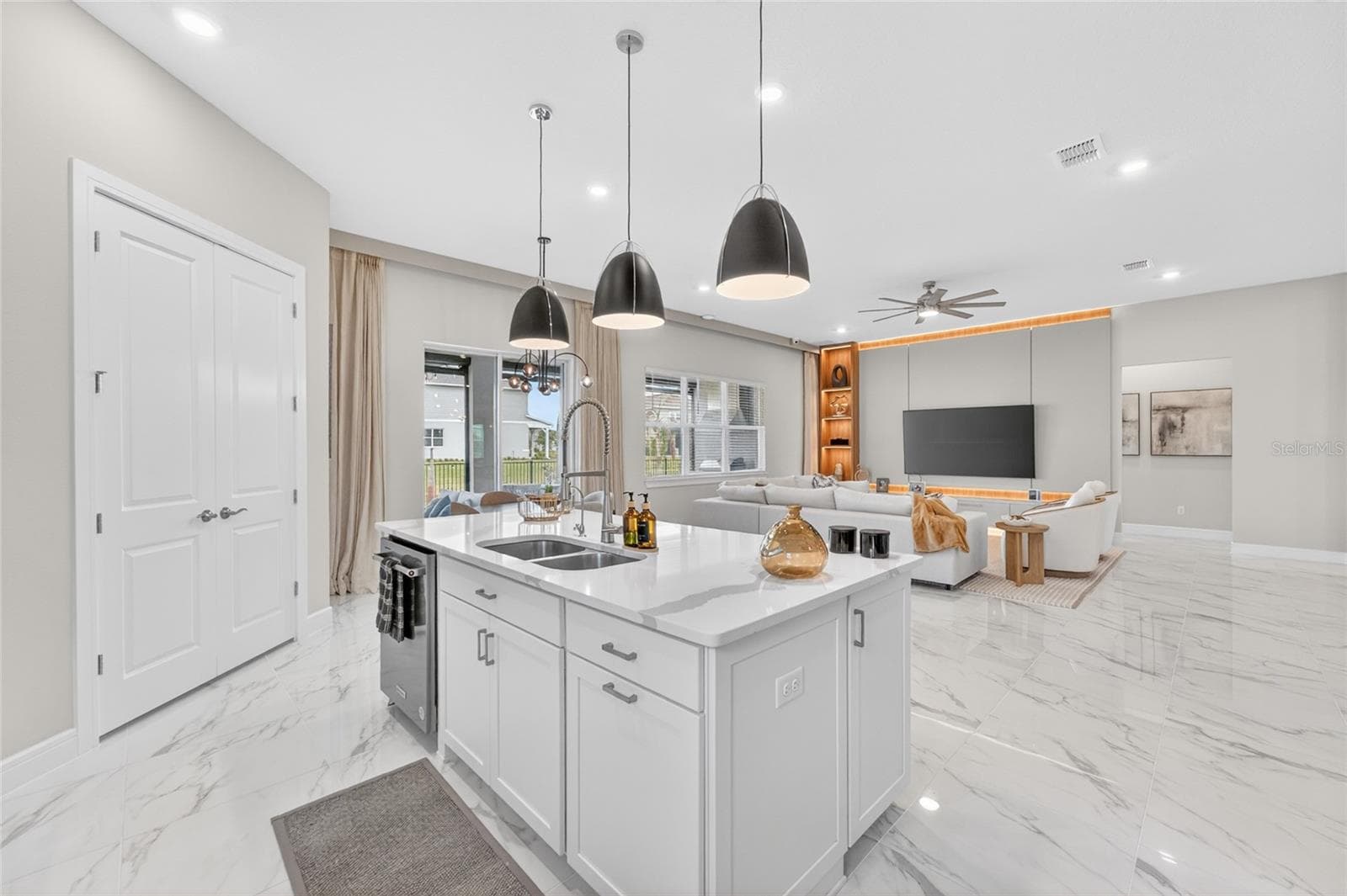 Single Family Residence at 13207 PANAMA BEACH CT, ORLANDO, photo 22 of 89