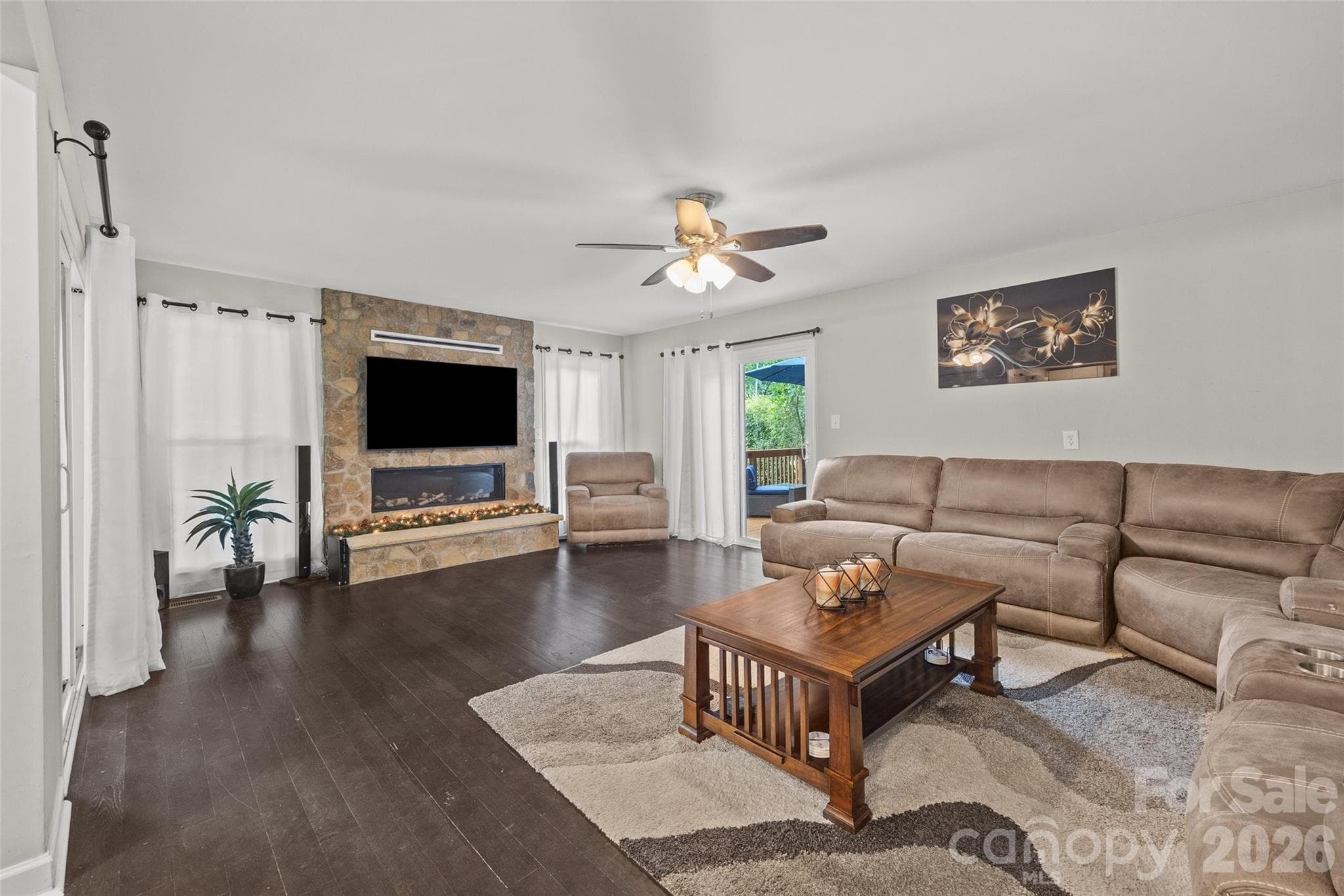 Living Room With Fire Place - 13 Bald Eagle Road, Lake Wylie