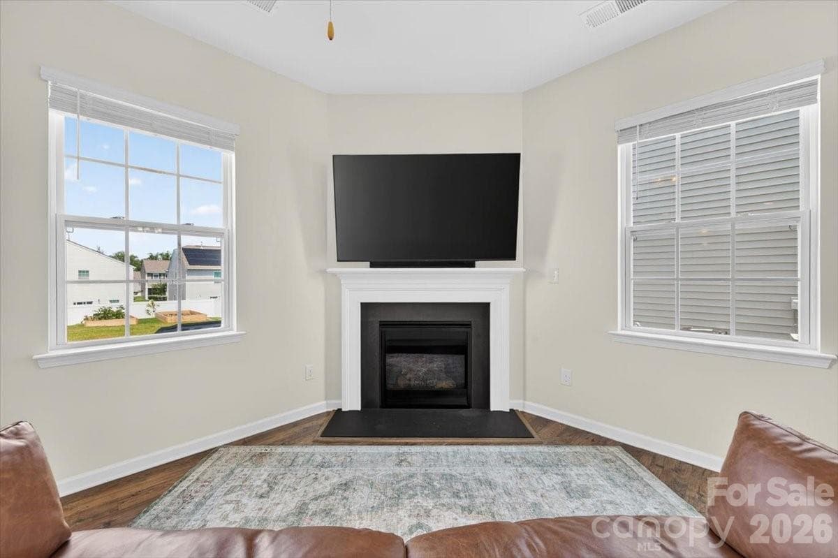 Single Family Residence at Mooresville, photo 18 of 52