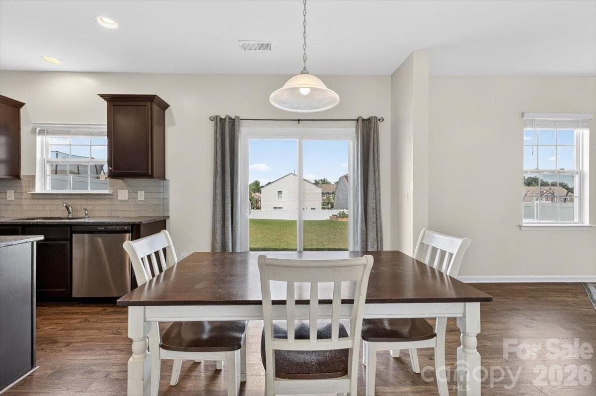 Single Family Residence at Mooresville, photo 21 of 52