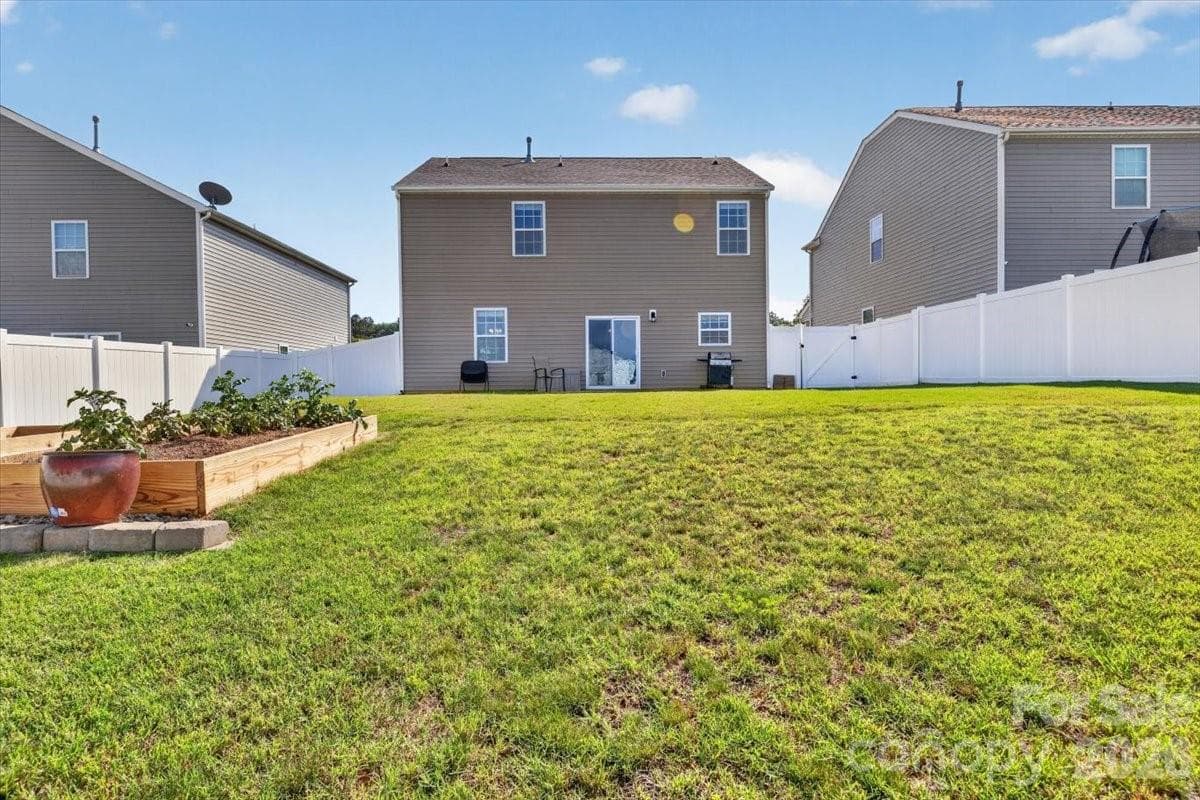 Single Family Residence at Mooresville, photo 44 of 52