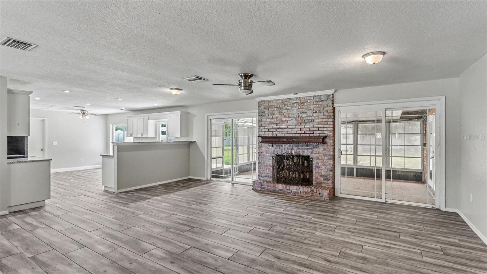 Single Family Residence at 3180 FLAMINGO LN, MULBERRY, photo 12 of 41
