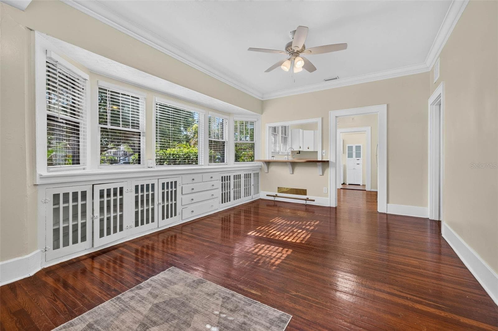 Single Family Residence at 2800 2ND AVE N, ST PETERSBURG, photo 7 of 44