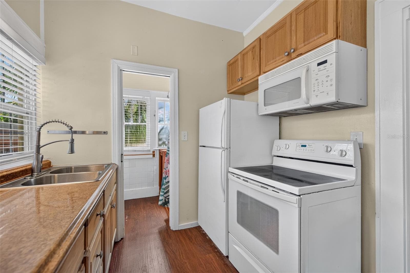 Single Family Residence at 2800 2ND AVE N, ST PETERSBURG, photo 26 of 44