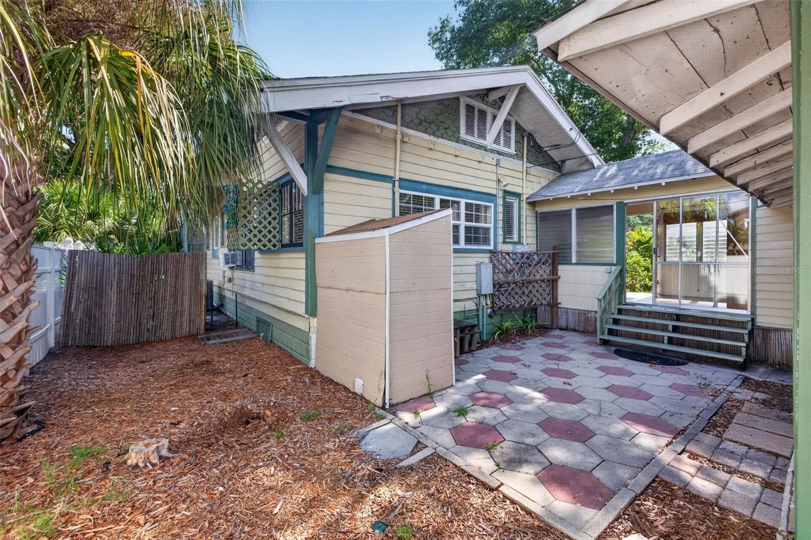 Single Family Residence at 2800 2ND AVE N, ST PETERSBURG, photo 33 of 44