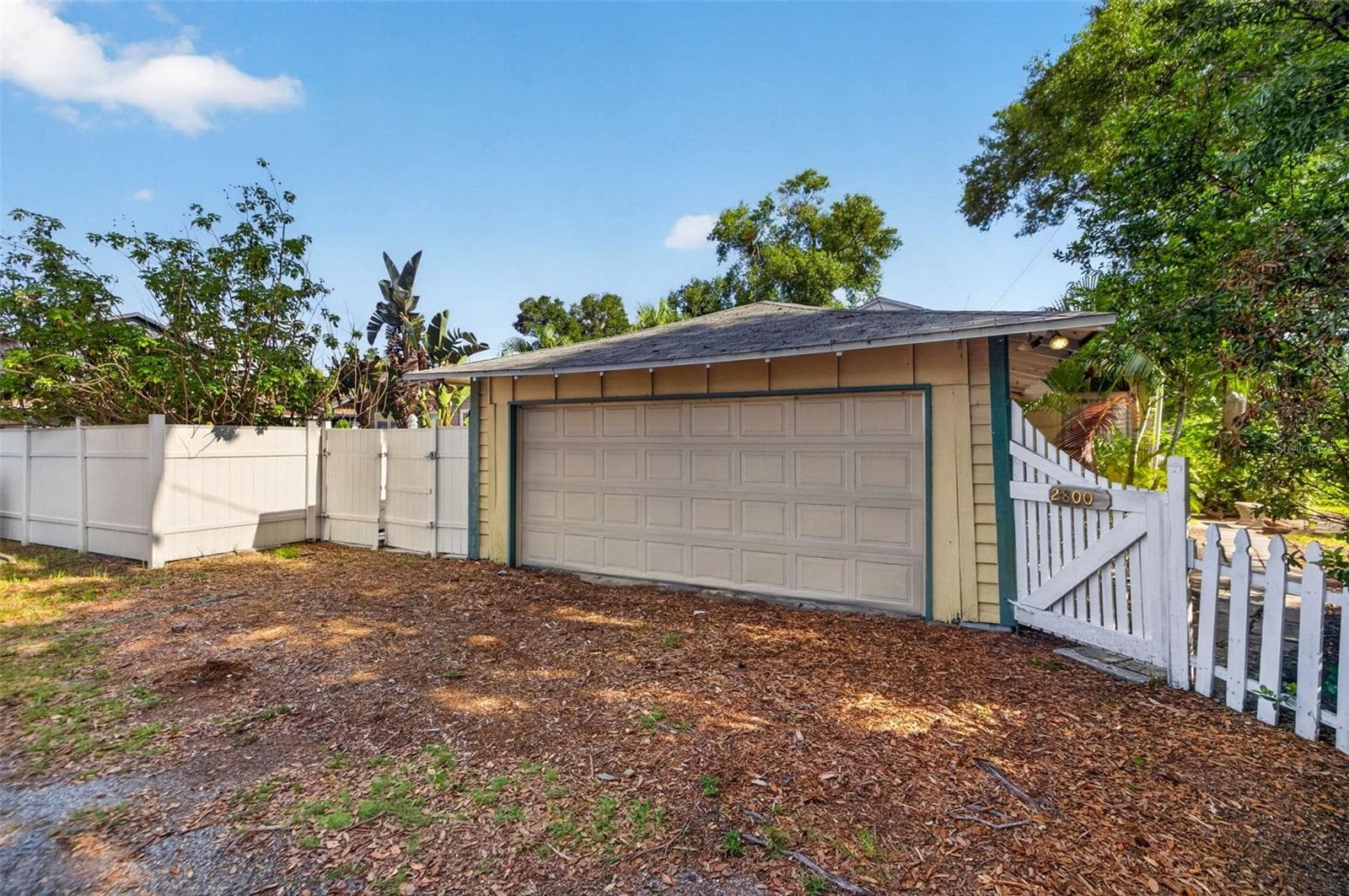 Single Family Residence at 2800 2ND AVE N, ST PETERSBURG, photo 36 of 44