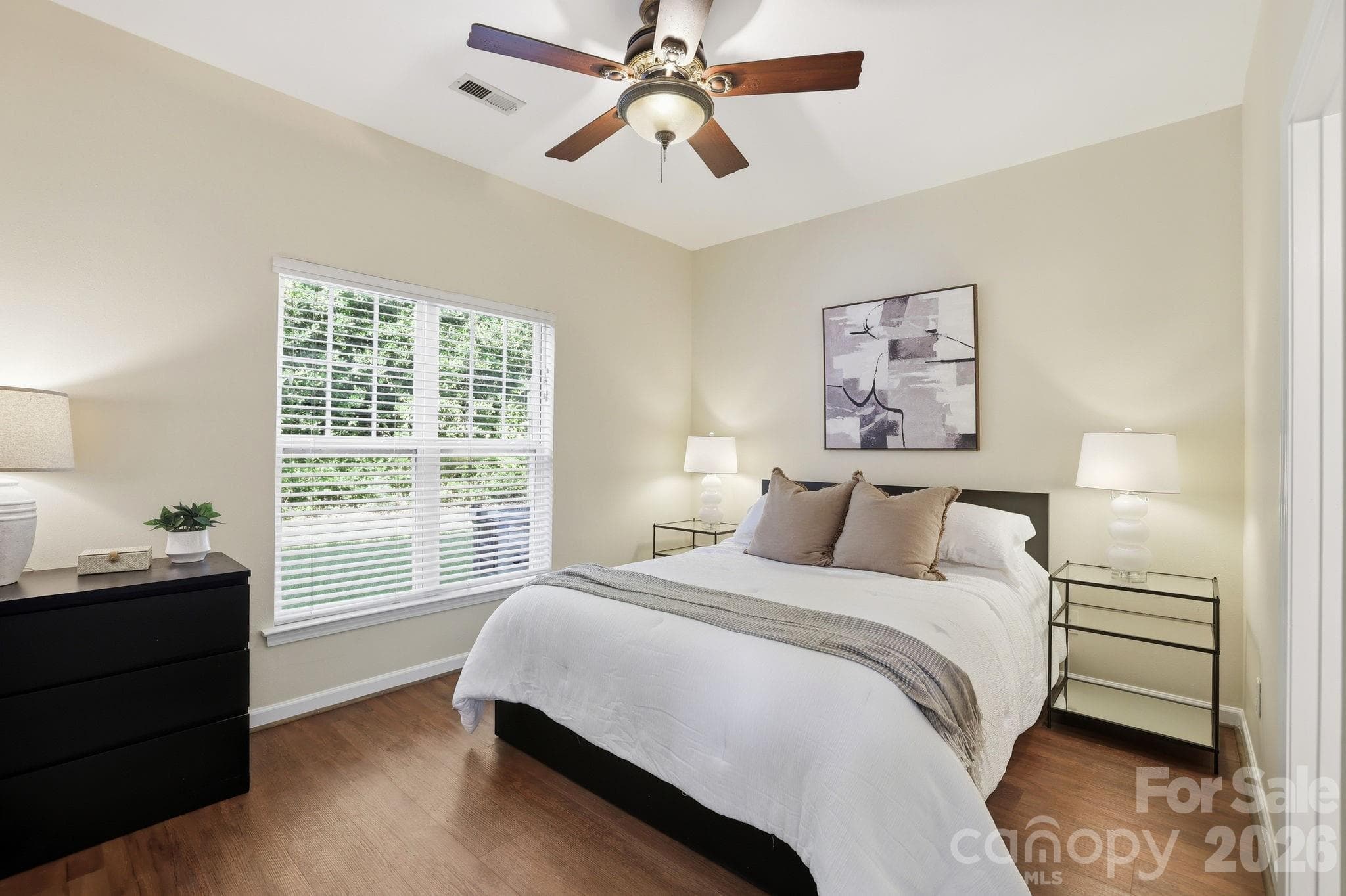 Townhouse at 16936 Commons Creek Drive, Charlotte, photo 8 of 19