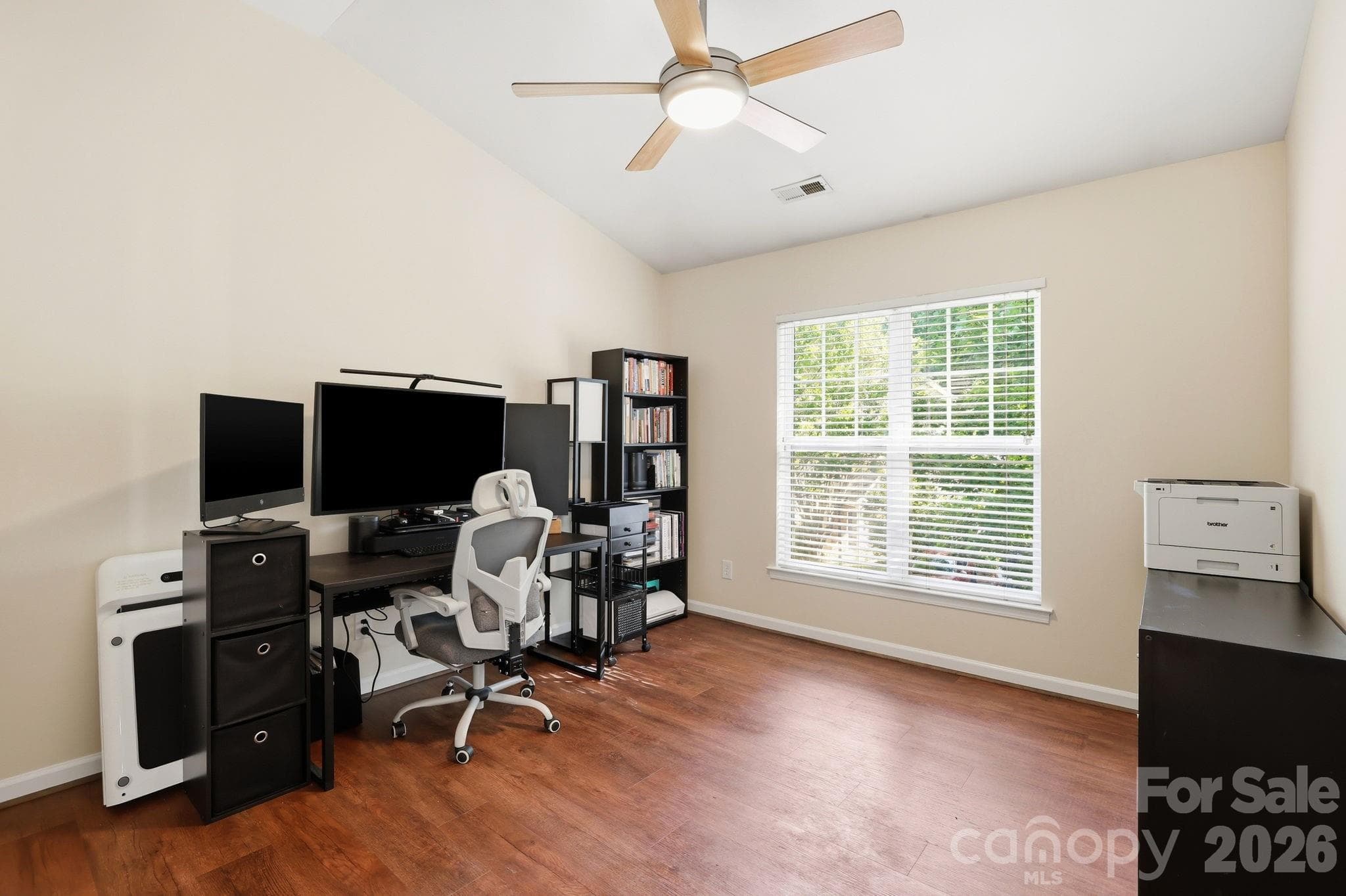 Townhouse at 16936 Commons Creek Drive, Charlotte, photo 15 of 19