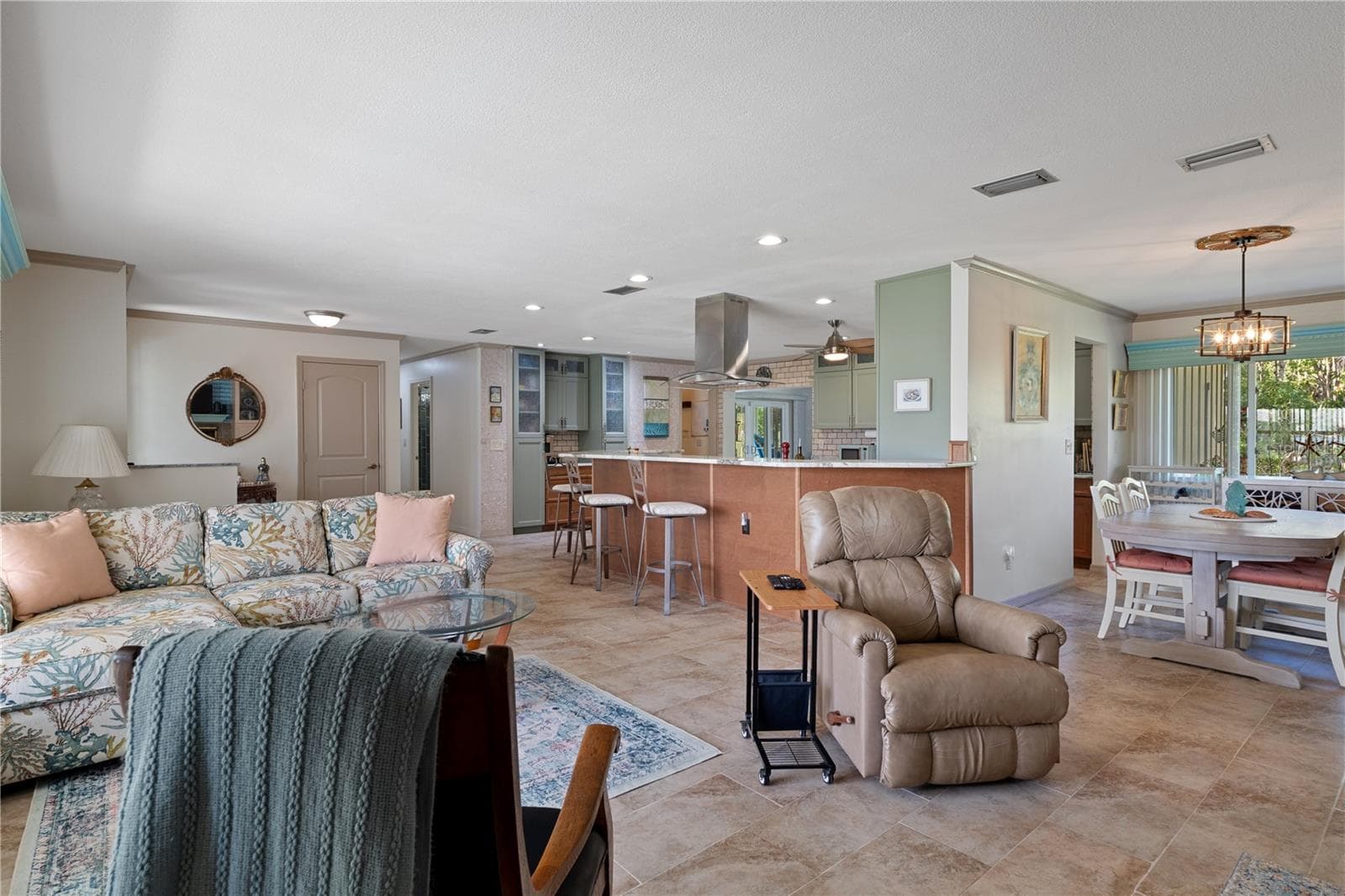 Single Family Residence at 2160 N WATERSEDGE DR, CRYSTAL RIVER, photo 11 of 49