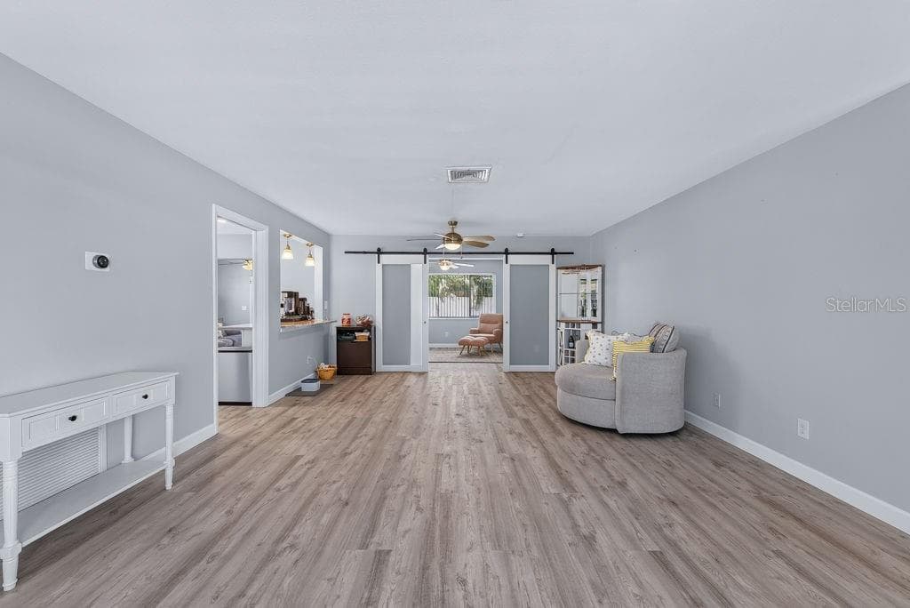 Single Family Residence at 2159 GREENBRIAR BLVD, CLEARWATER, photo 4 of 50