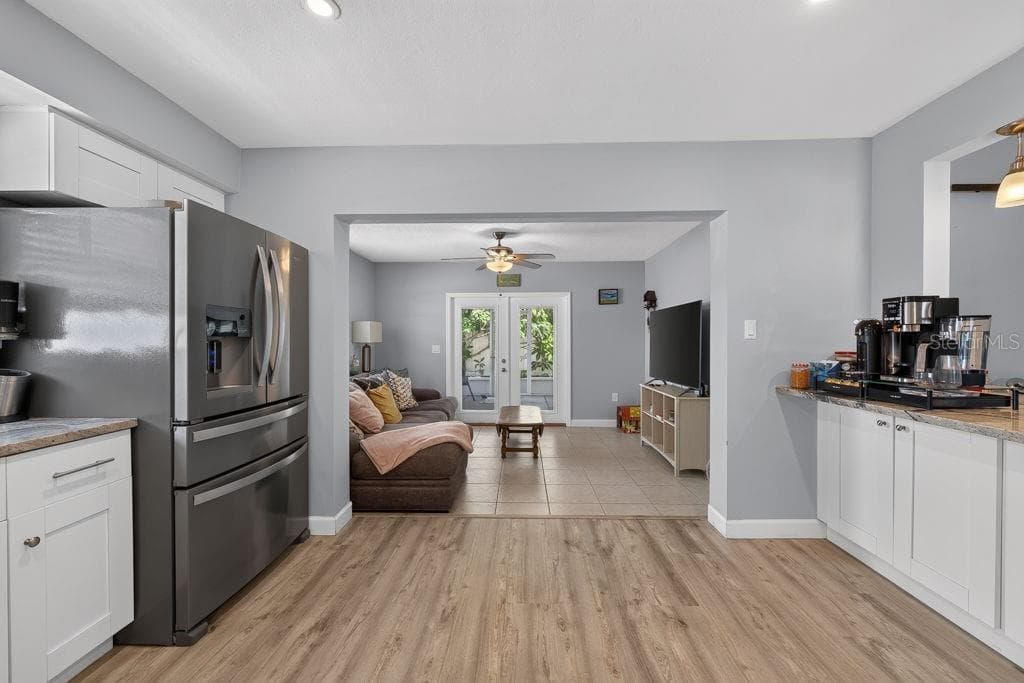 Single Family Residence at 2159 GREENBRIAR BLVD, CLEARWATER, photo 15 of 50