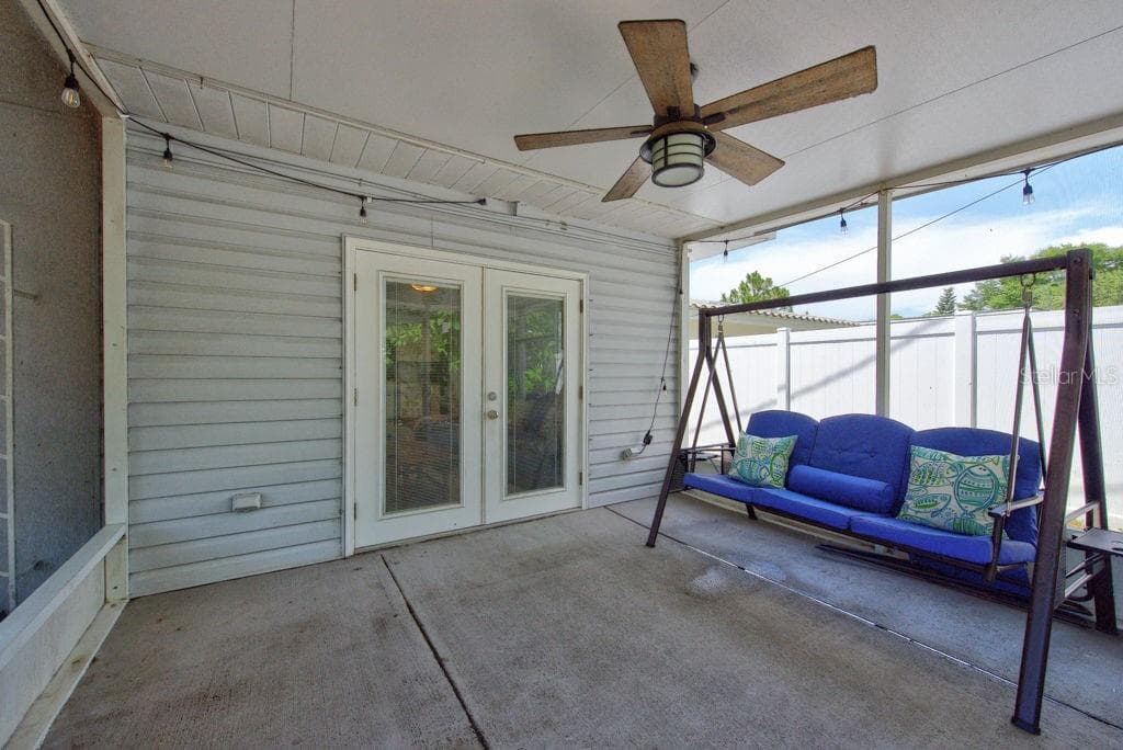 Single Family Residence at 2159 GREENBRIAR BLVD, CLEARWATER, photo 37 of 50