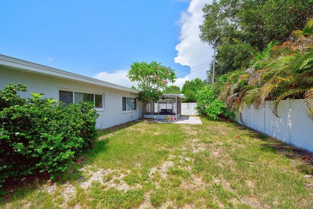 Single Family Residence at 2159 GREENBRIAR BLVD, CLEARWATER, photo 41 of 50