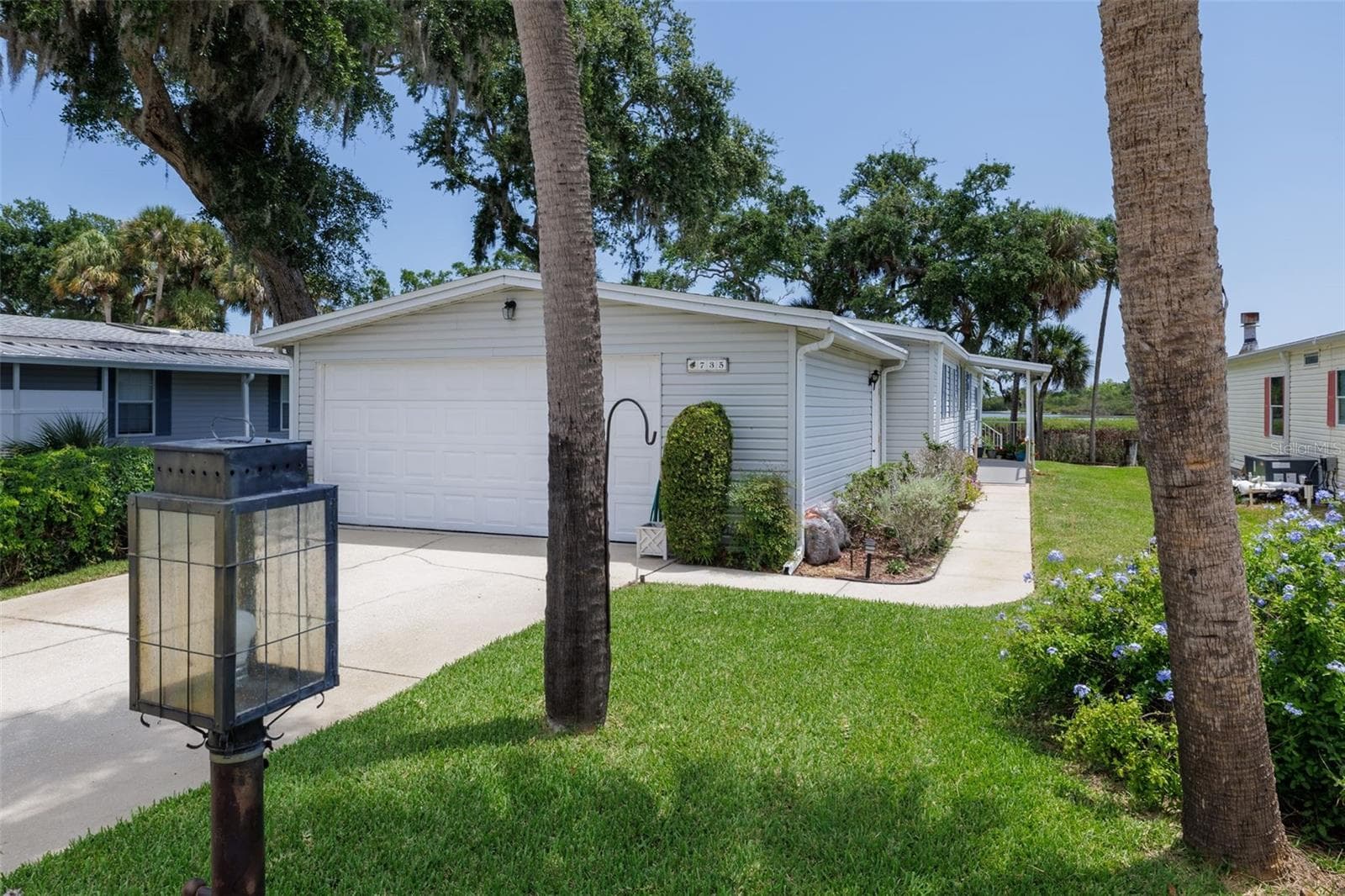 Manufactured Home at 735 NAVIGATORS WAY, EDGEWATER, photo 8 of 73