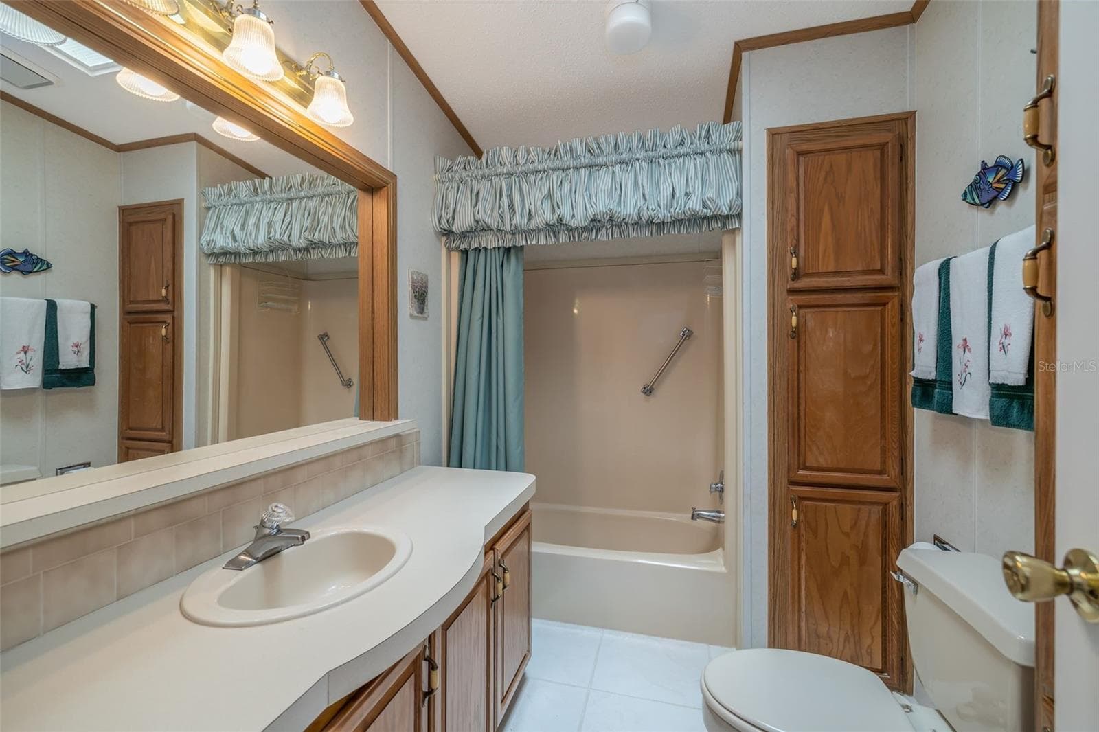 Manufactured Home at 735 NAVIGATORS WAY, EDGEWATER, photo 21 of 73