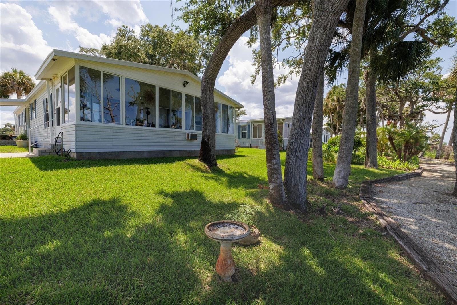 Manufactured Home at 735 NAVIGATORS WAY, EDGEWATER, photo 25 of 73