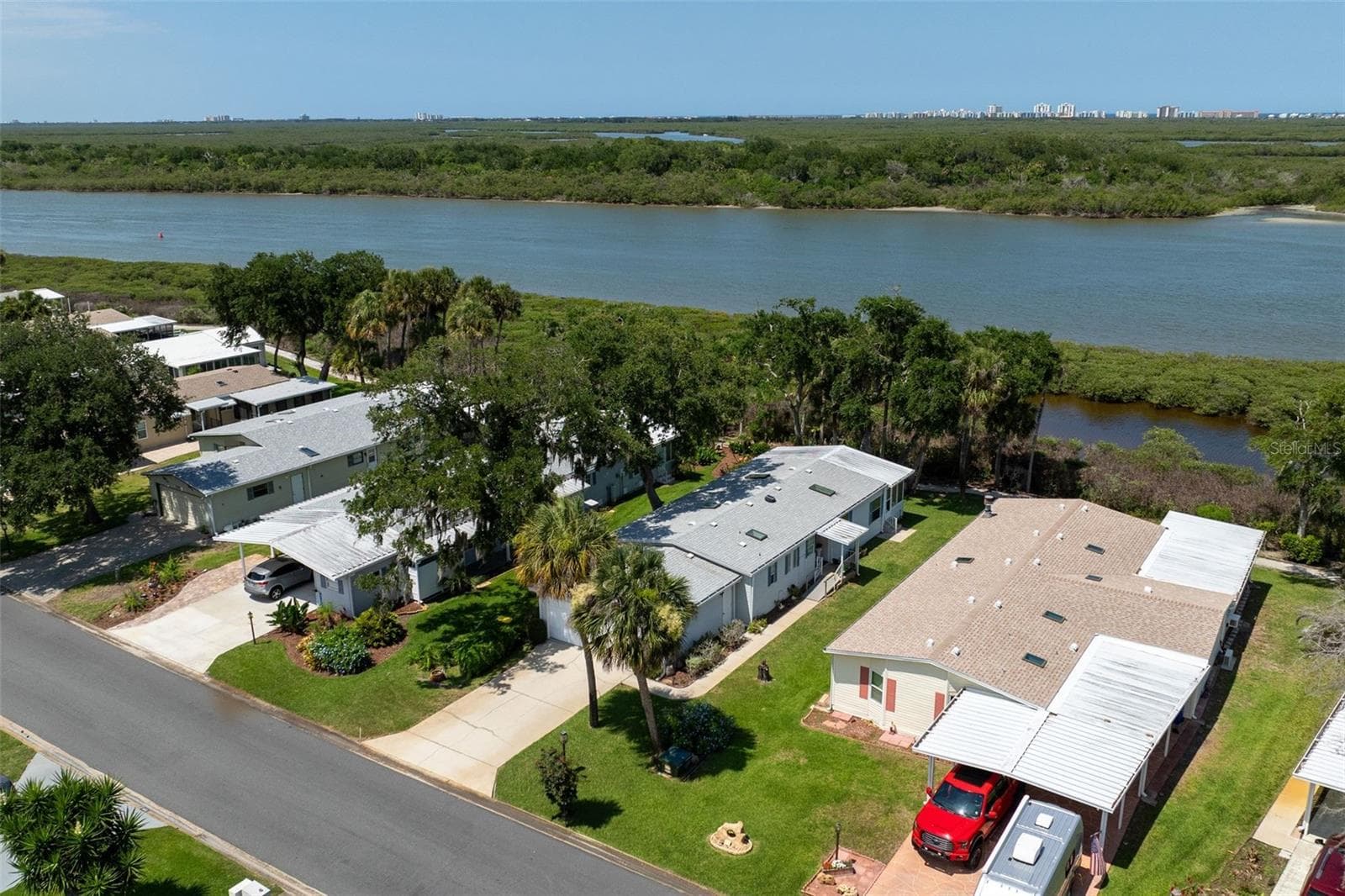 Manufactured Home at 735 NAVIGATORS WAY, EDGEWATER, photo 32 of 73