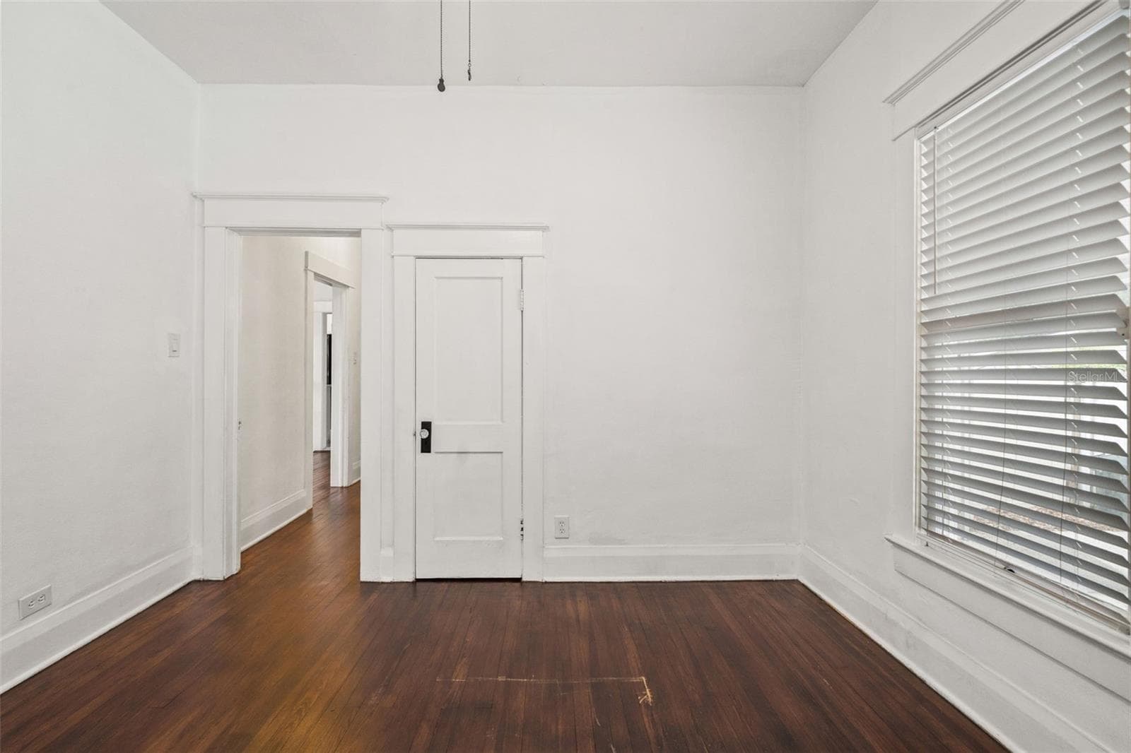 Single Family Residence at 102 W NORTH ST, TAMPA, photo 16 of 45