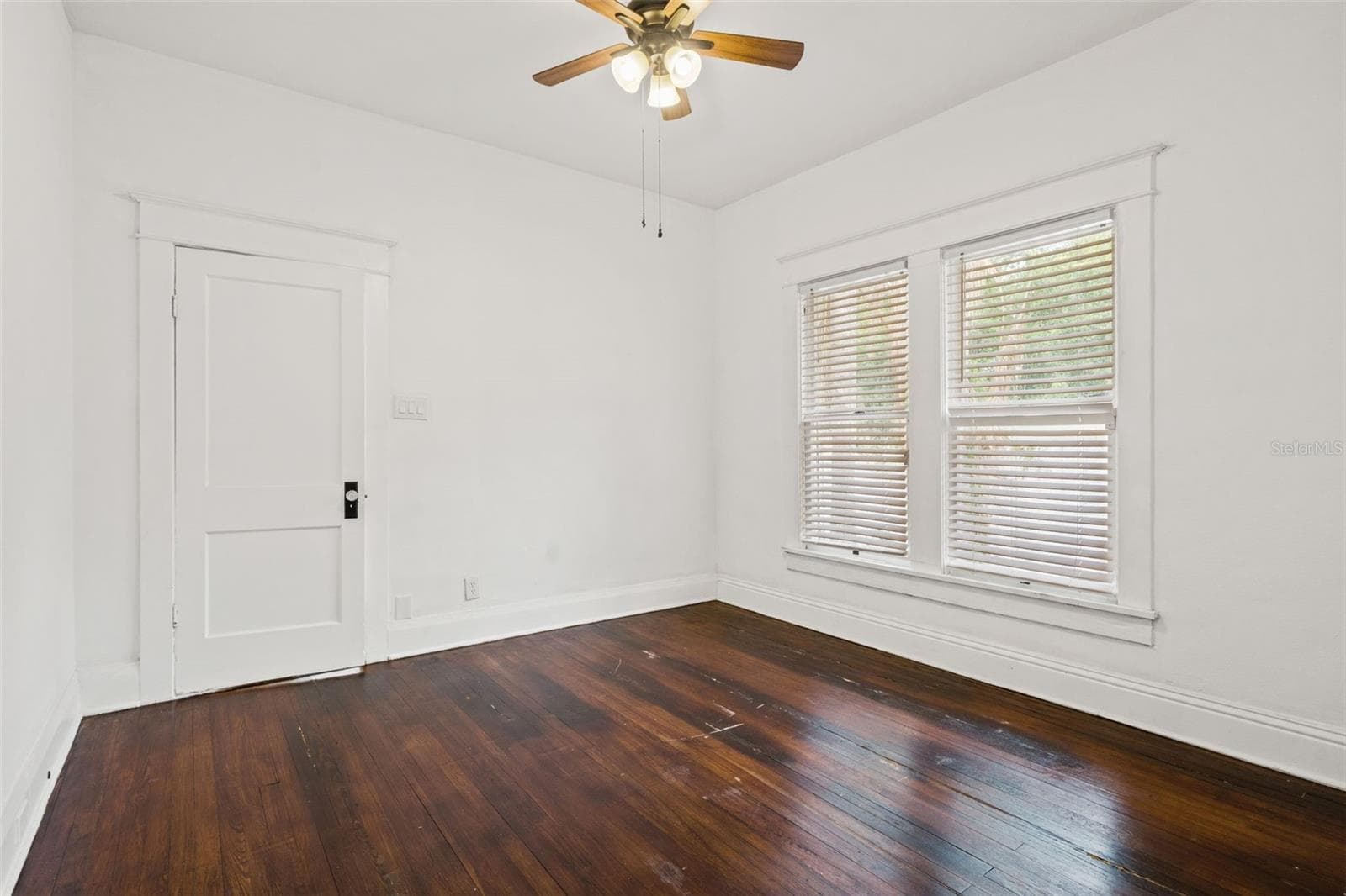 Single Family Residence at 102 W NORTH ST, TAMPA, photo 18 of 45