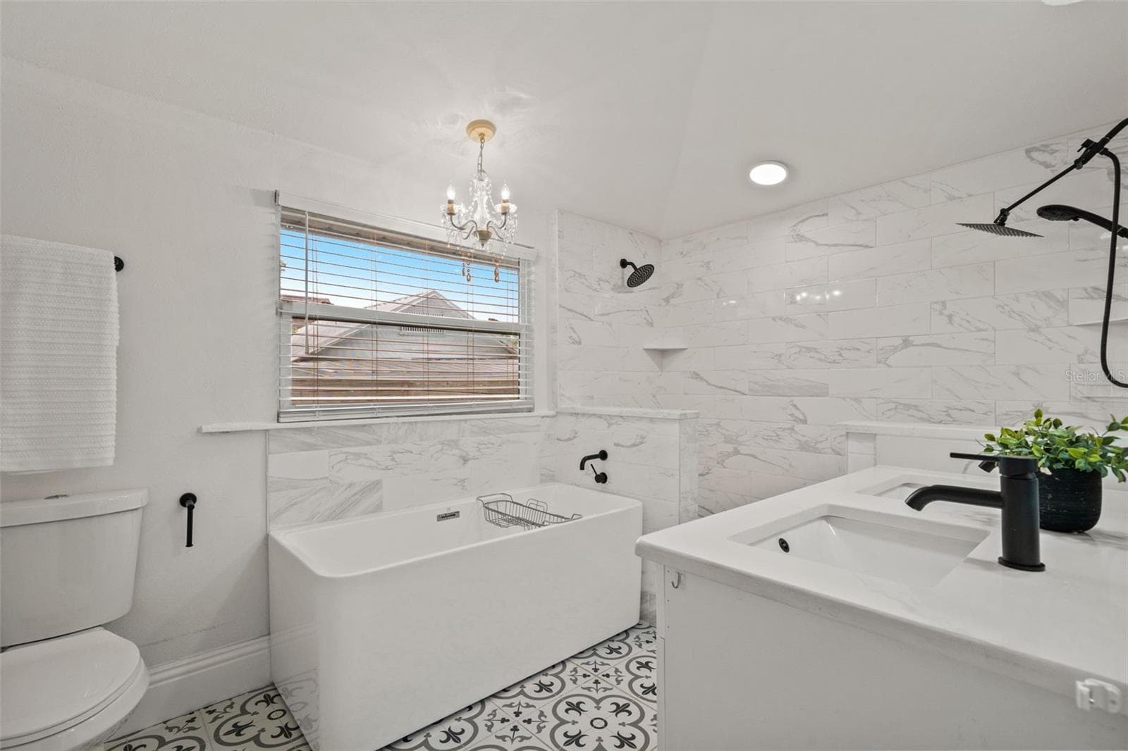 Single Family Residence at 102 W NORTH ST, TAMPA, photo 22 of 45