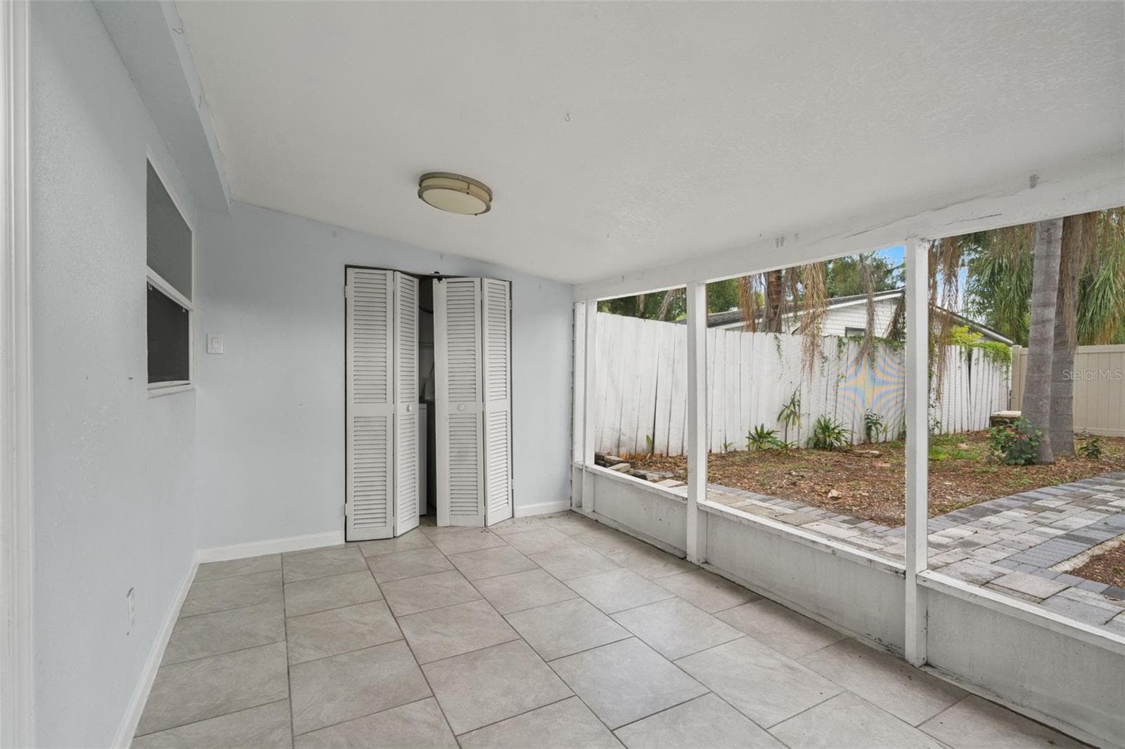 Single Family Residence at 102 W NORTH ST, TAMPA, photo 30 of 45