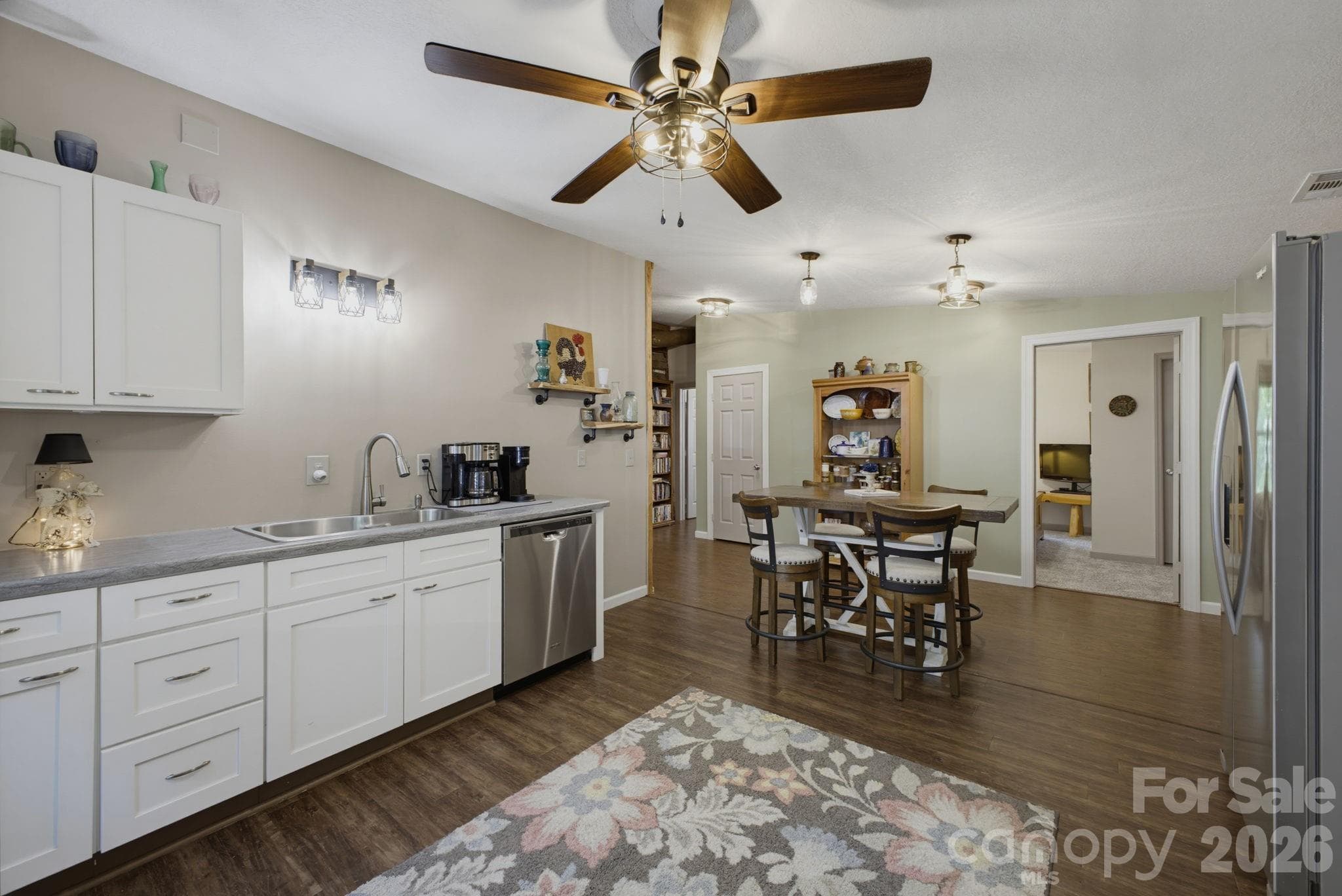 Single Family Residence at Mill Spring, photo 7 of 88