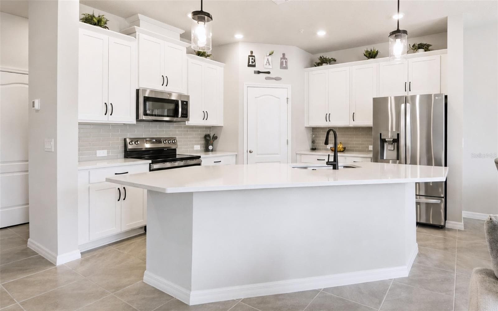 Townhouse at 547 ASTERA WINDS LN, LAKE MARY, photo 7 of 29
