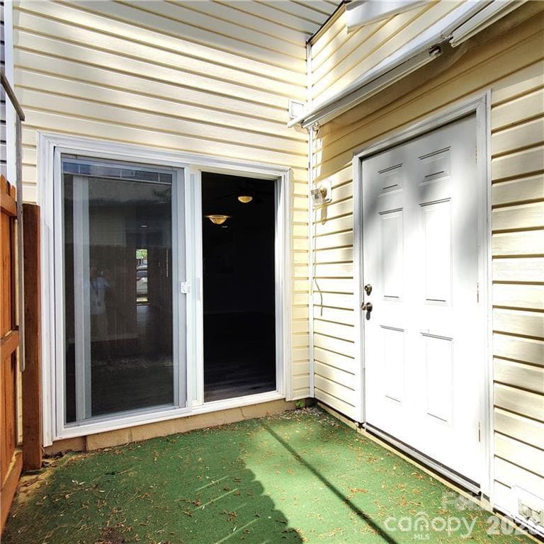Townhouse at 5744 Prescott Court, Charlotte, photo 11 of 14